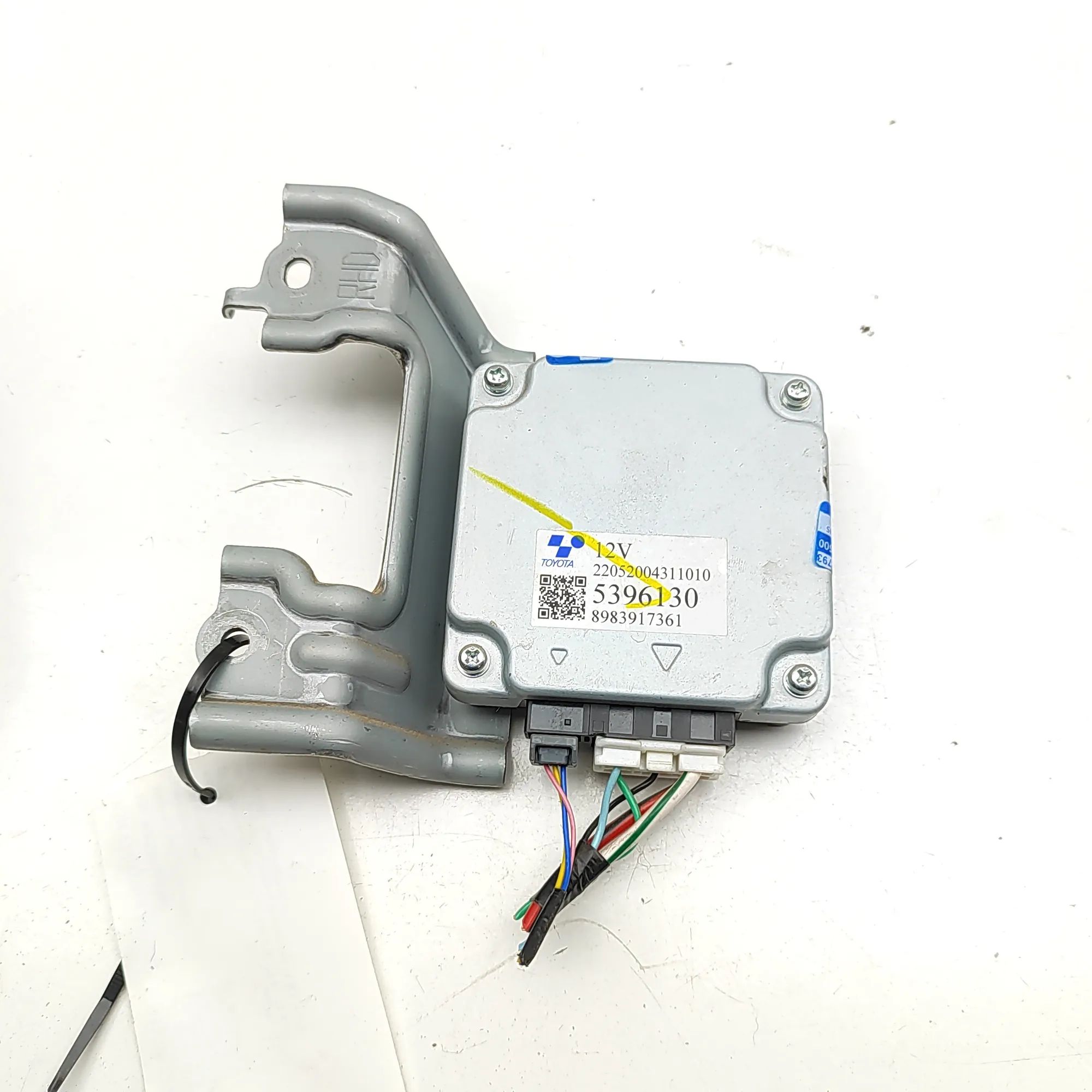 Isuzu  D-Max Power Distribution Unit Power distribution unit — ISUZU D-MAX (II TFR, ...