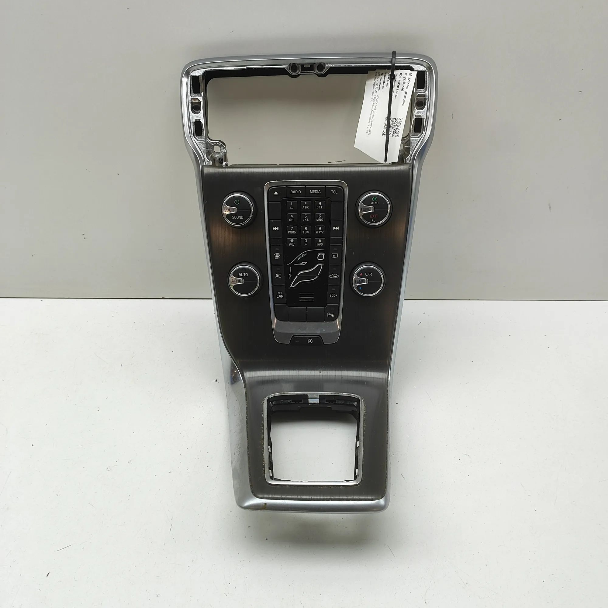 Volvo V40 Audio player buttons Audio player buttons — VOLVO V40 (Cross Country...