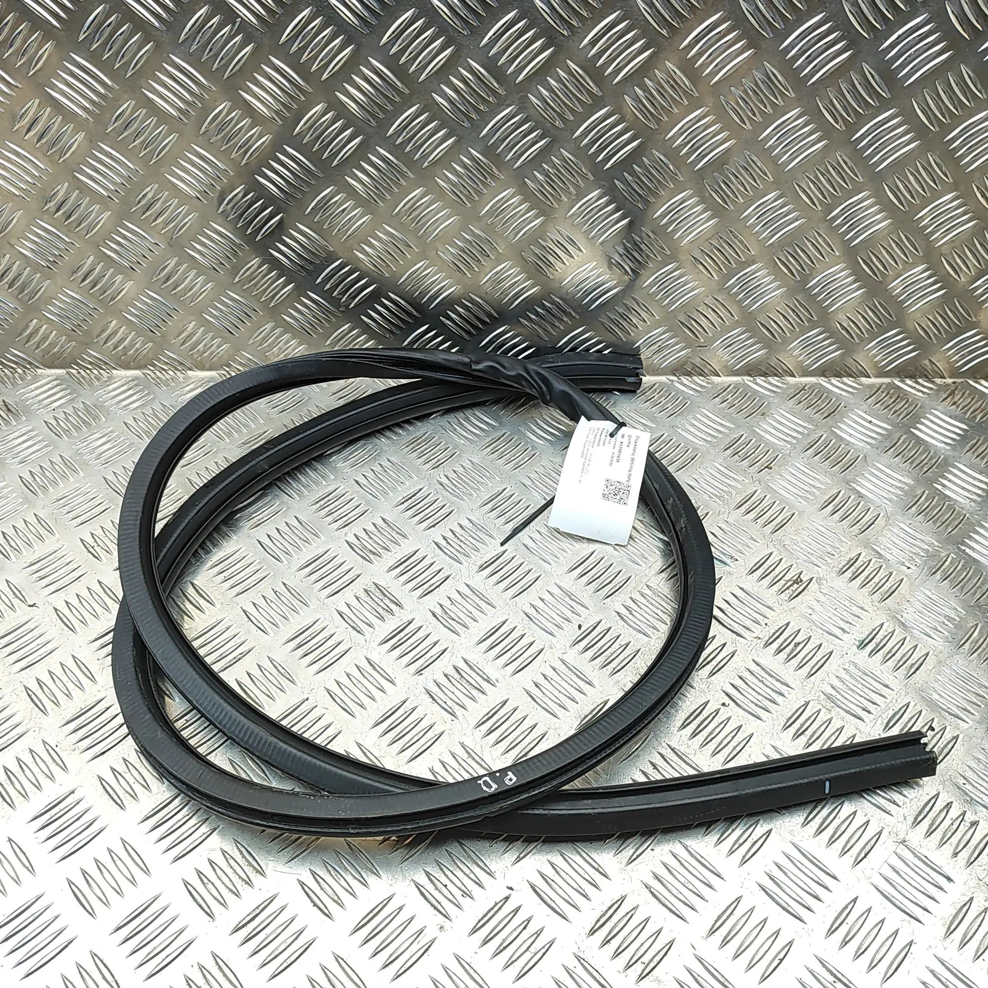 Lexus RC Door rubber seal — front right Door rubber seal — front right — LEXUS RC (_C1_...