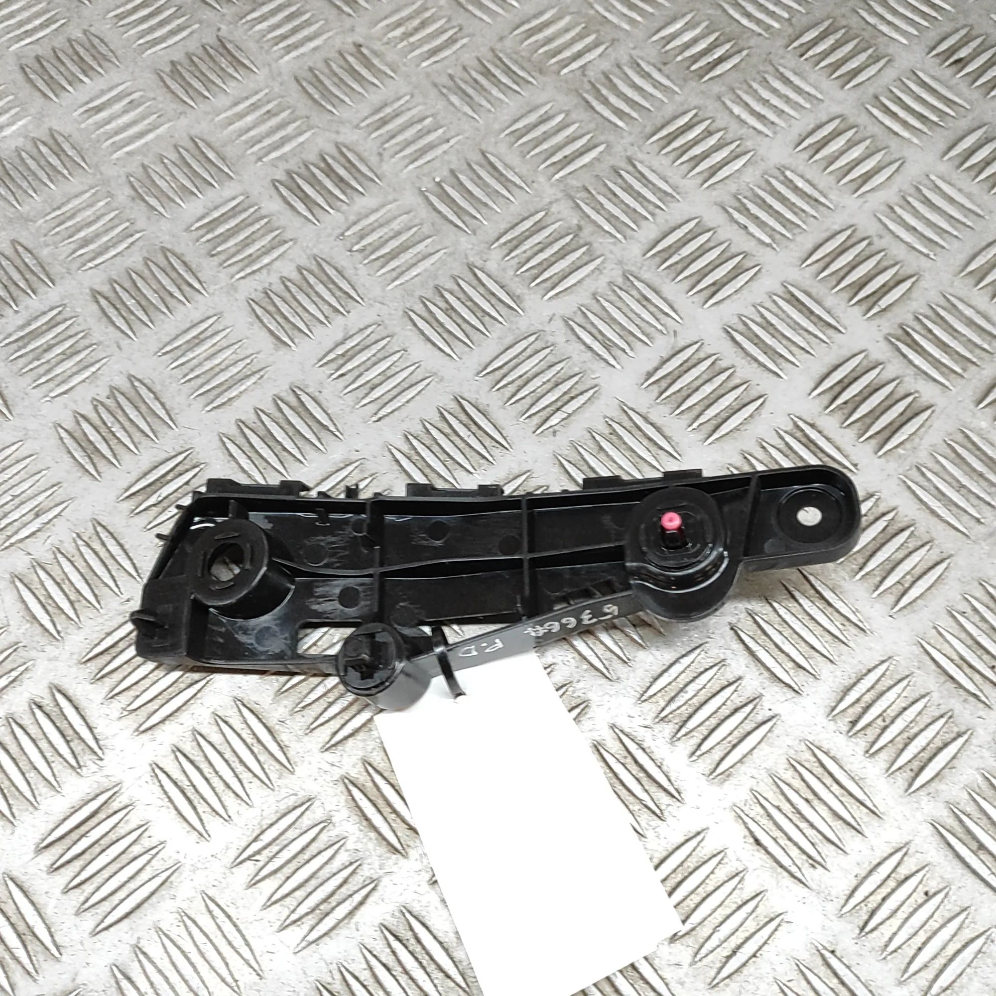 Lexus RX Front Right Bumper Bracket Front Right Bumper Bracket — LEXUS RX (_LA1_, _...