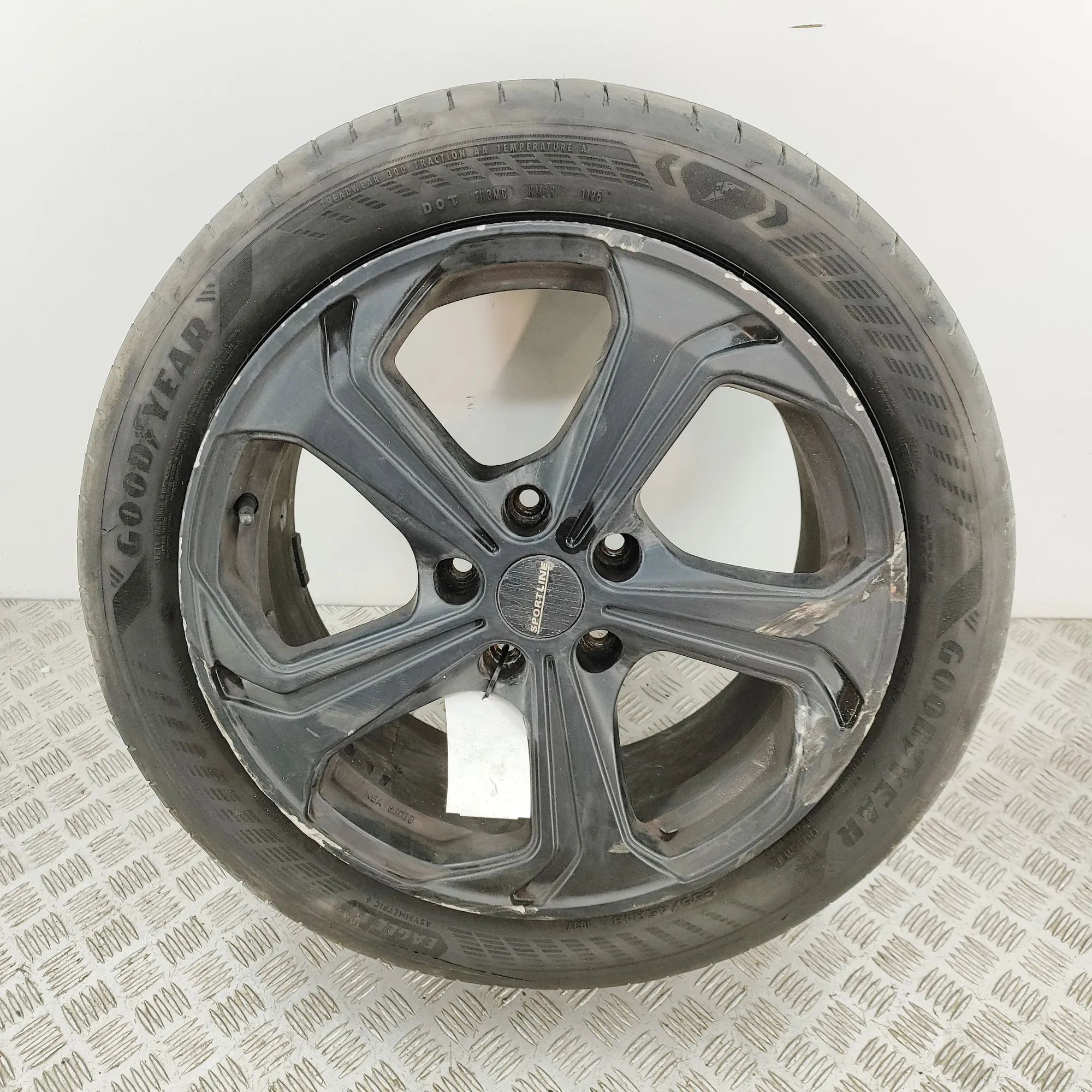 Volkswagen Transporter (T6, Caravelle, Multivan) Alloy Wheel Alloy wheel — VW TRANSPORTER (VI T6 Minibus / p...