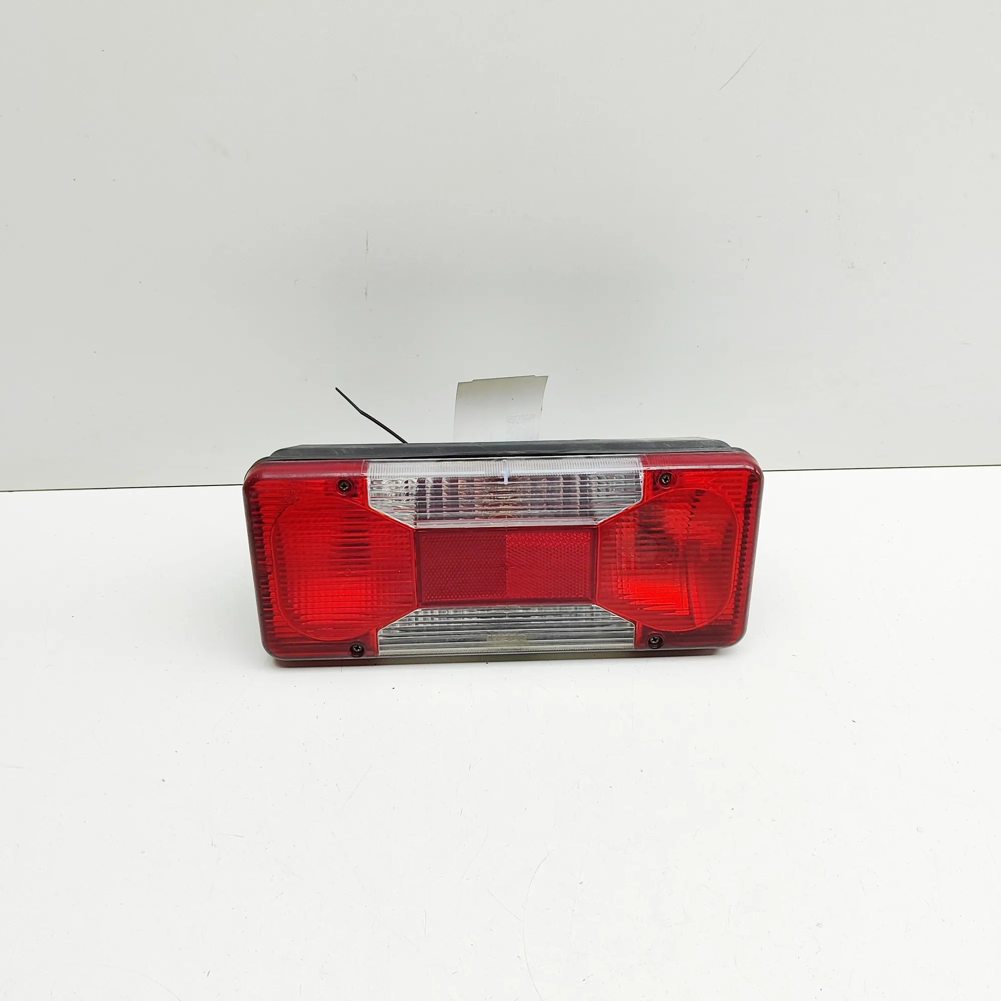 Iveco Daily Rear Left Tail Light Rear Left Tail Light — IVECO DAILY (VI Flatbed)...