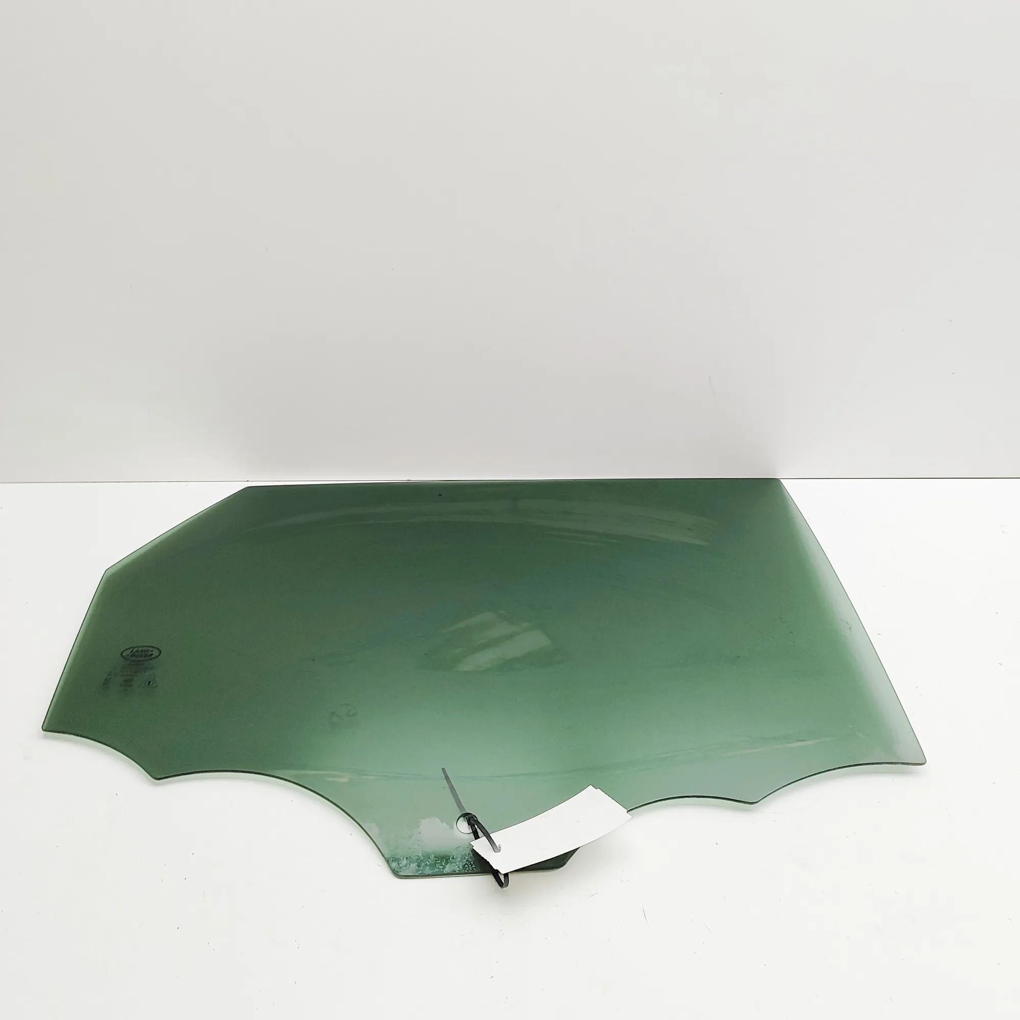 Land Rover Range Rover Evoque Right rear door window Right rear door window — LAND ROVER RANGE ROVER...