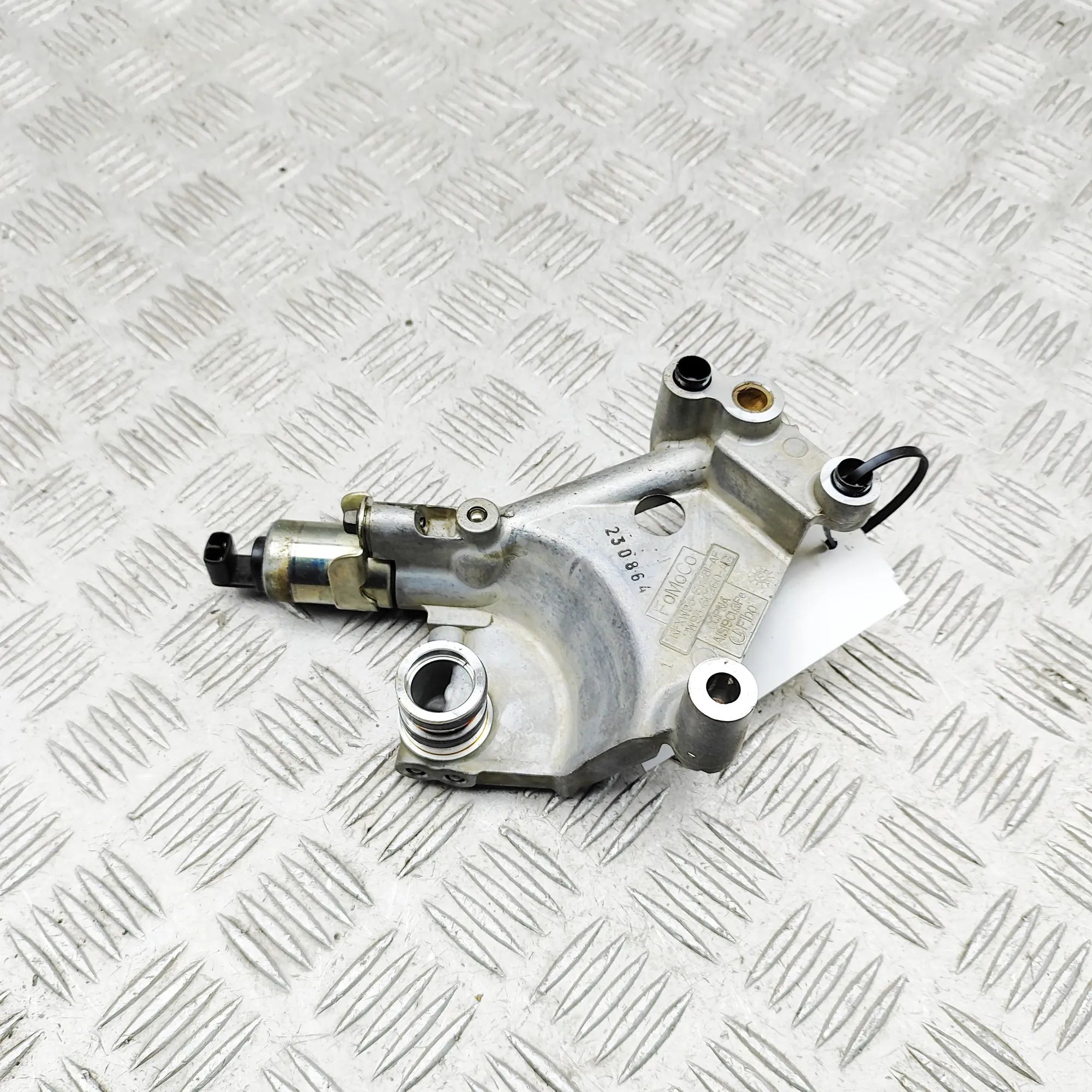 Jaguar XK nokka-akselin asentoanturi Camshaft position sensor — JAGUAR XK (Coupe X15...