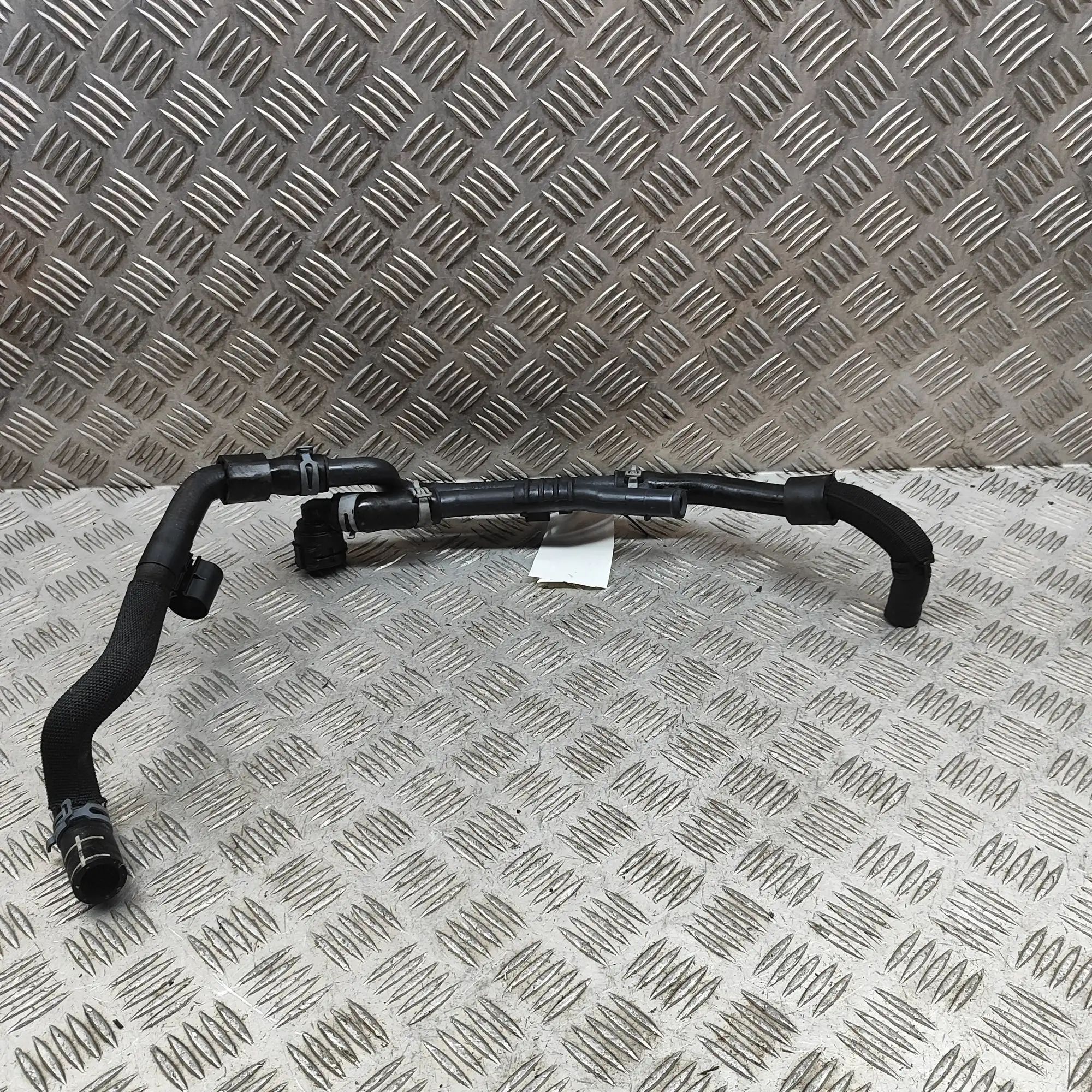Skoda Karoq Шланг системы охлаждения Coolant hose — SKODA KAROQ (NU7) (2017-...) — 3...