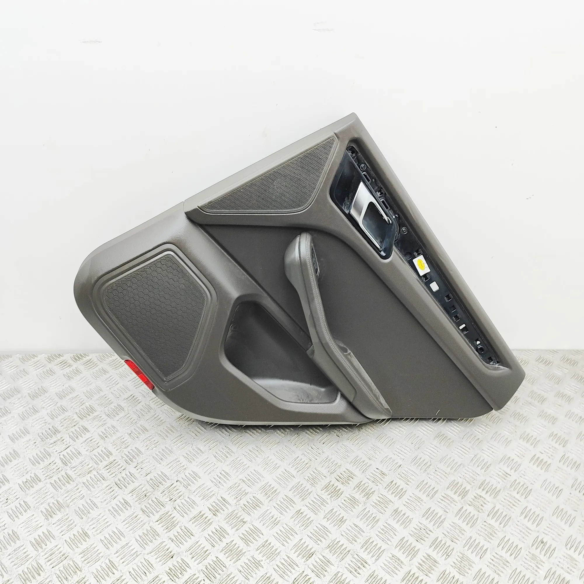 Porsche Macan Rear Right Door Panel Rear Right Door Panel — PORSCHE MACAN (95B) (20...