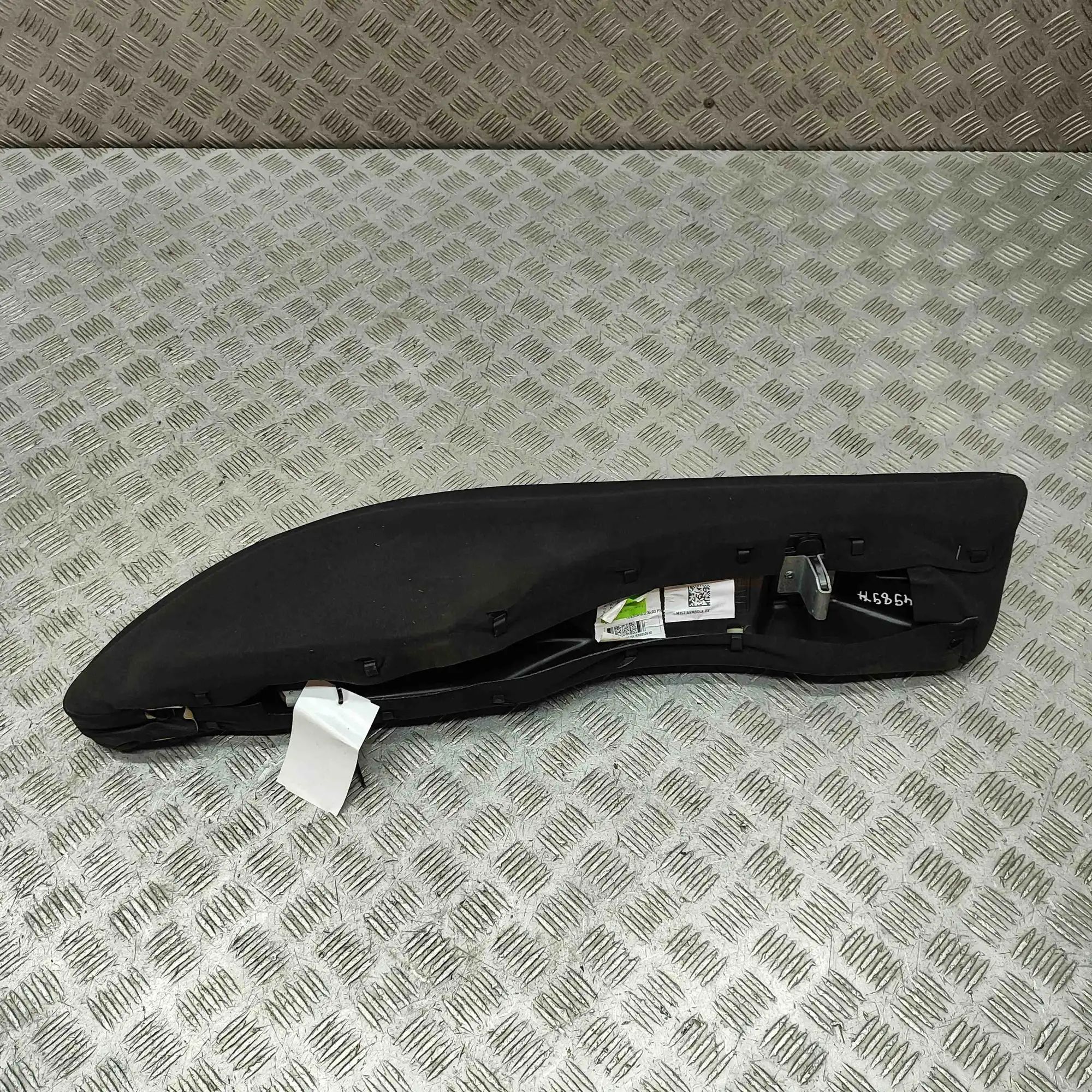 Maserati Ghibli Rear Right Seat Trim Rear Right Seat Trim — MASERATI GHIBLI (M157) (...