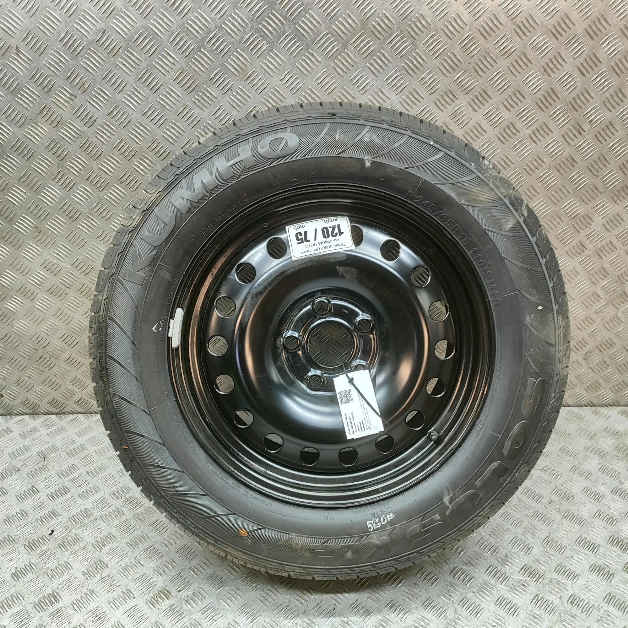 Jeep Grand Cherokee (WK) Spare Wheel Space Saver Spare Wheel Space Saver — JEEP GRAND CHEROKEE (...