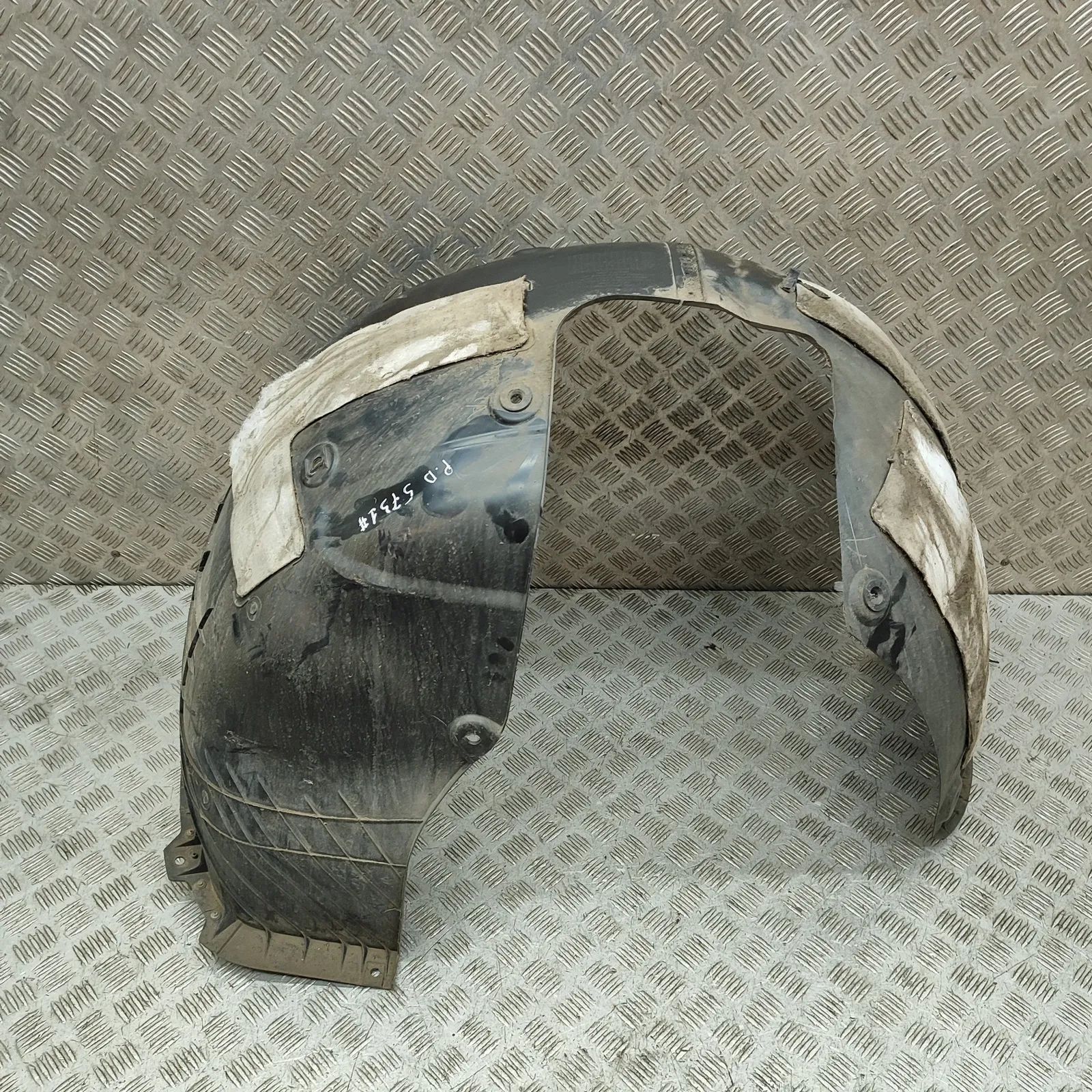 Kia Sportage Front Right Arch Liner Front Right Arch Liner — KIA SPORTAGE (QL) (201...