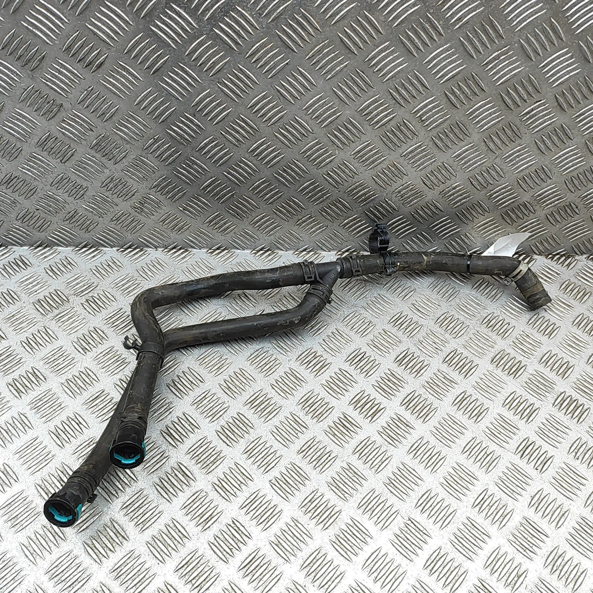 Jaguar XK Jäähdytysnesteletku Coolant hose — JAGUAR XK (Coupe X150) (2006-201...