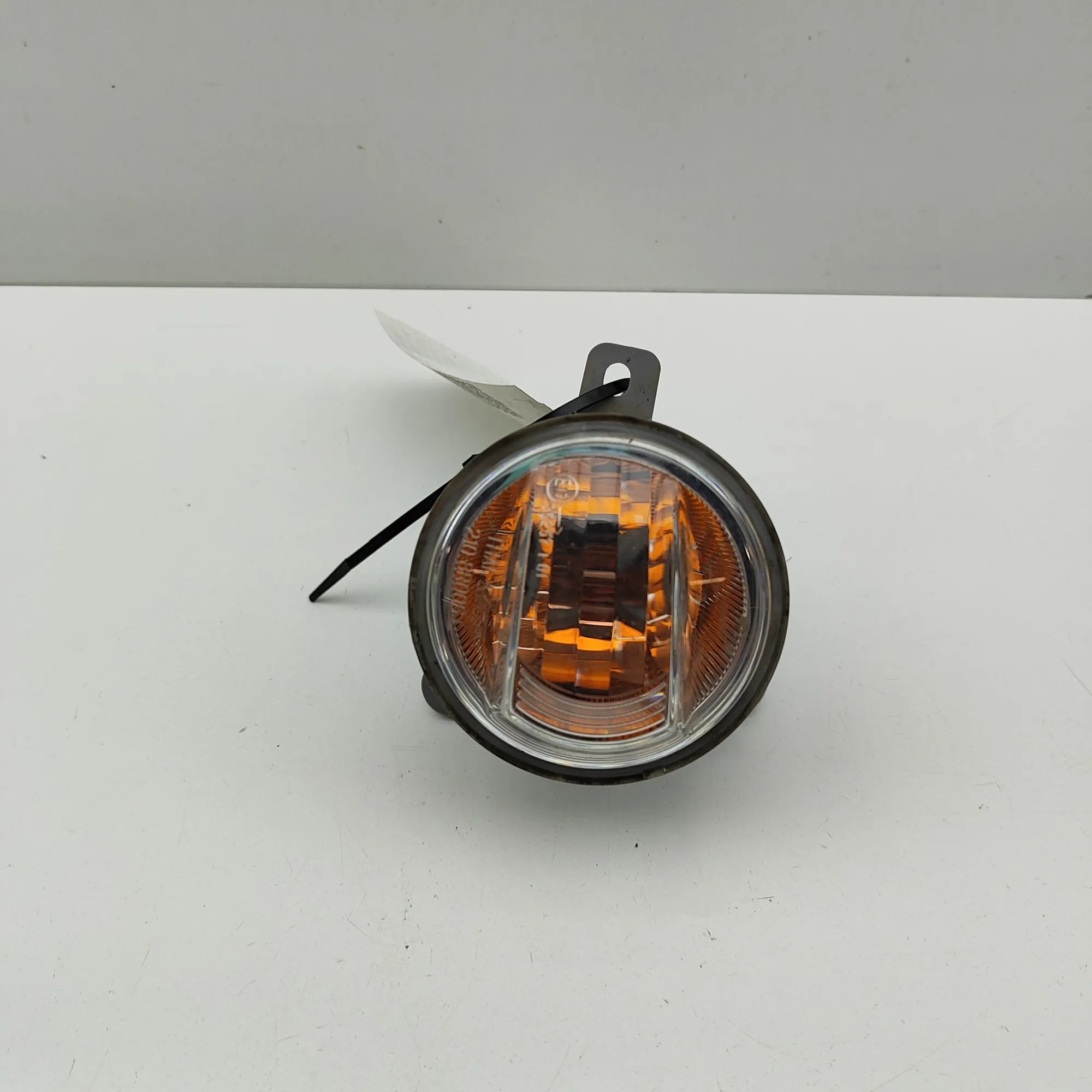 Isuzu  D-Max Indicator — front left Indicator — front left — ISUZU D-MAX (II TFR, T...