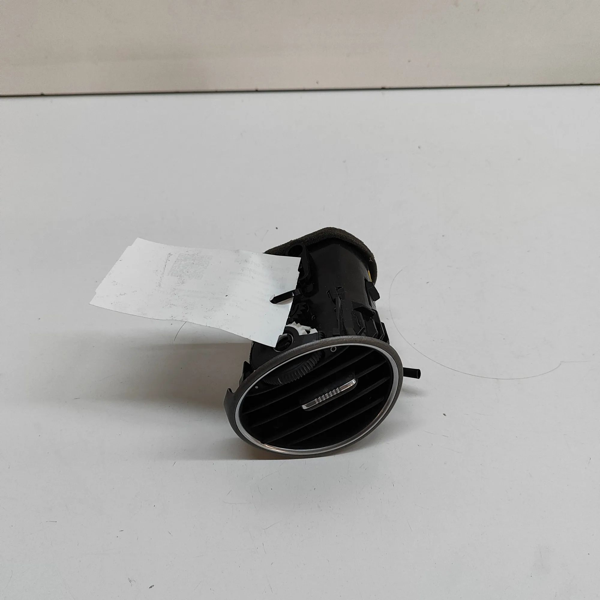 Porsche Cayman (987) Dashboard Air Vents Dashboard Air Vents — PORSCHE CAYMAN (987) (200...