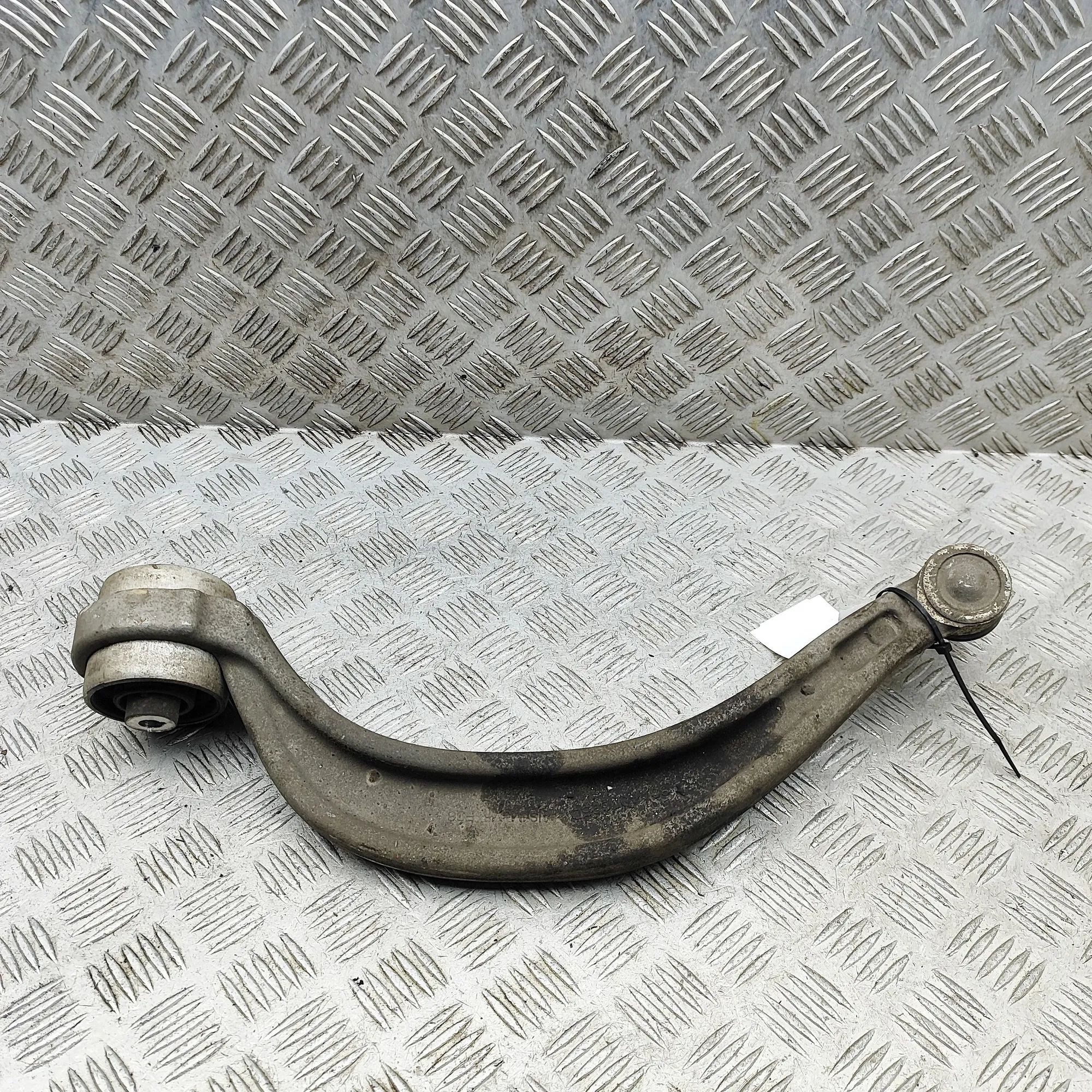 Audi Q5 (FY) Front Left Curved Control Arm Front Left Curved Control Arm — AUDI Q5 (FY) (2...