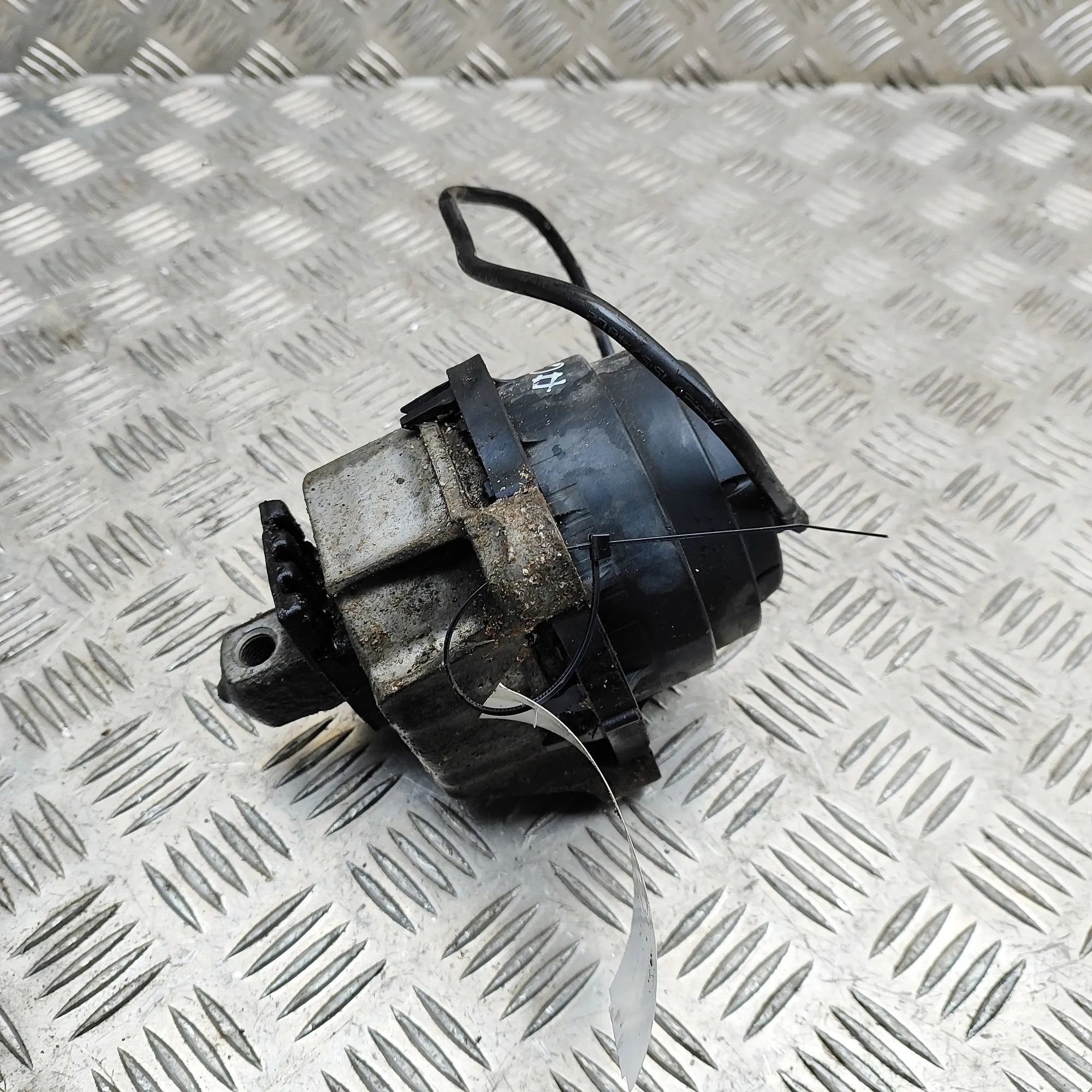 BMW X5 (G05) Left Side Engine Mount Left Side Engine Mount — BMW X5 (G05) (2018-......