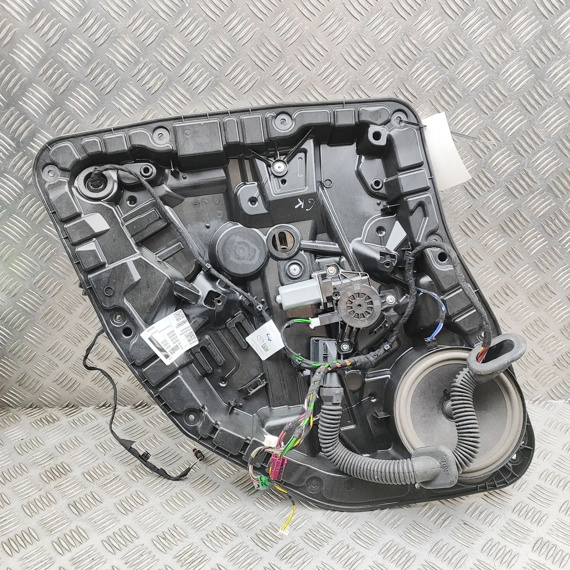 Mercedes-Benz GLA / EQA (H247) Rear Left Door Window Regulator Rear Left Door Window Regulator — MERCEDES BENZ...