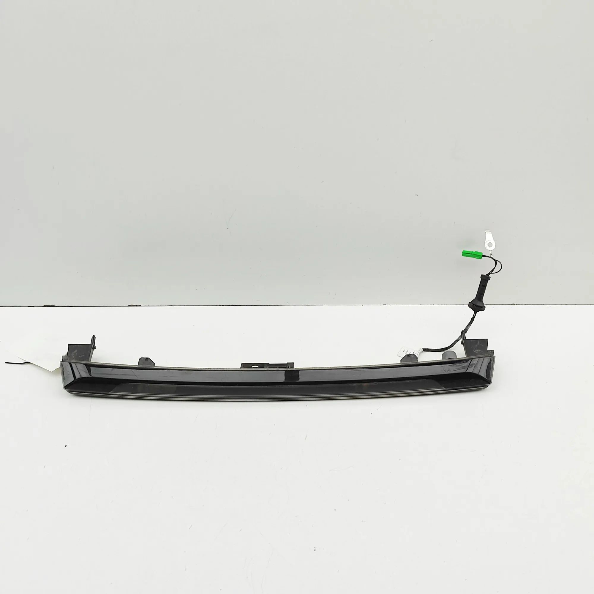 Volvo V60 Rear Third Brake Stop Light Rear Third Brake Stop Light — VOLVO V60 (II 225...
