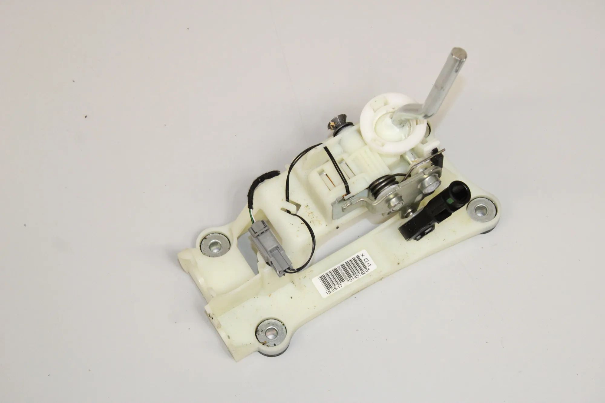 Volvo V60 Gear Shifting Mechanism Gear Shifting Mechanism — VOLVO V60 (2010-2018)...