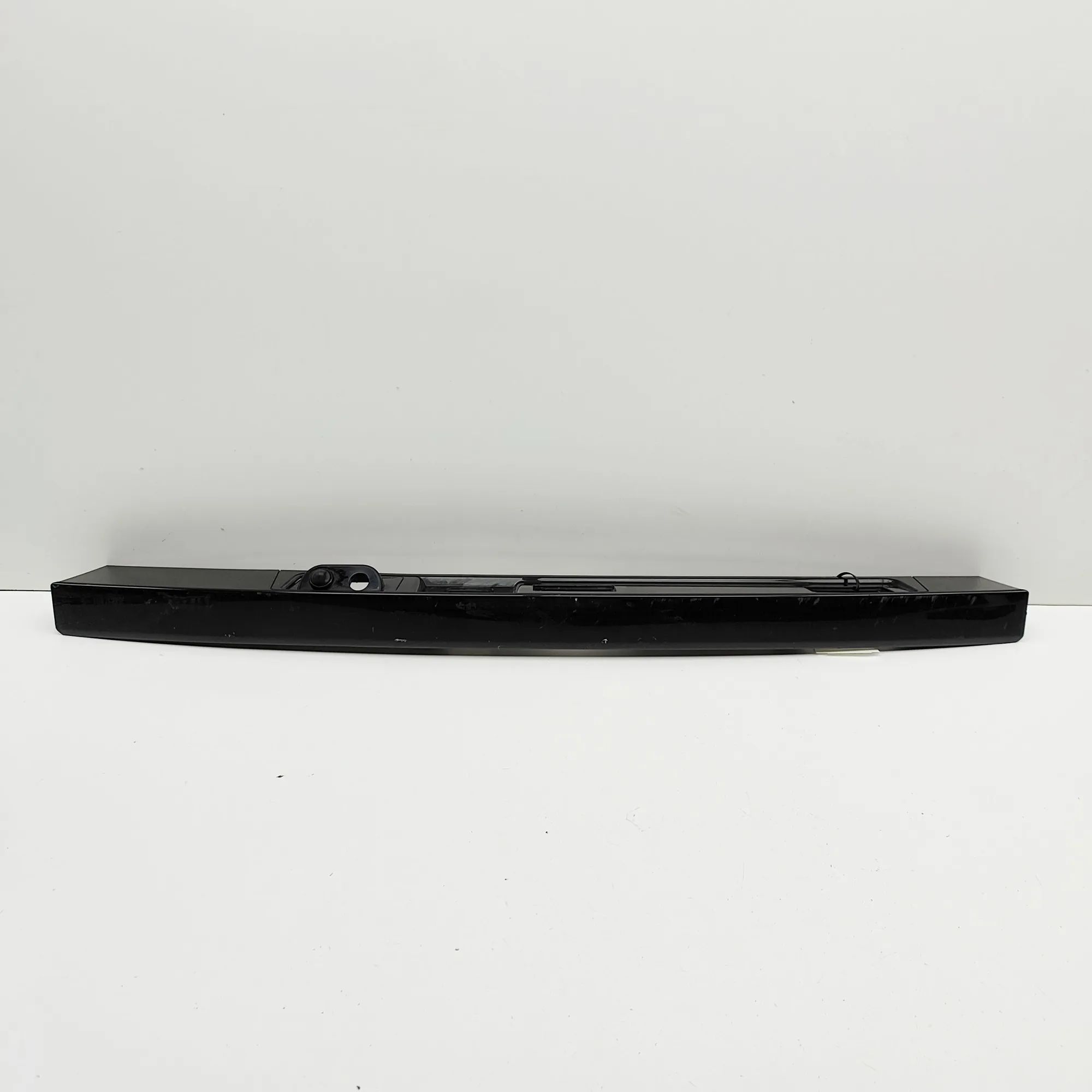 Land Rover Discovery Trim Number Plate Light Trim Number Plate Light — LAND ROVER DISCOVERY ...
