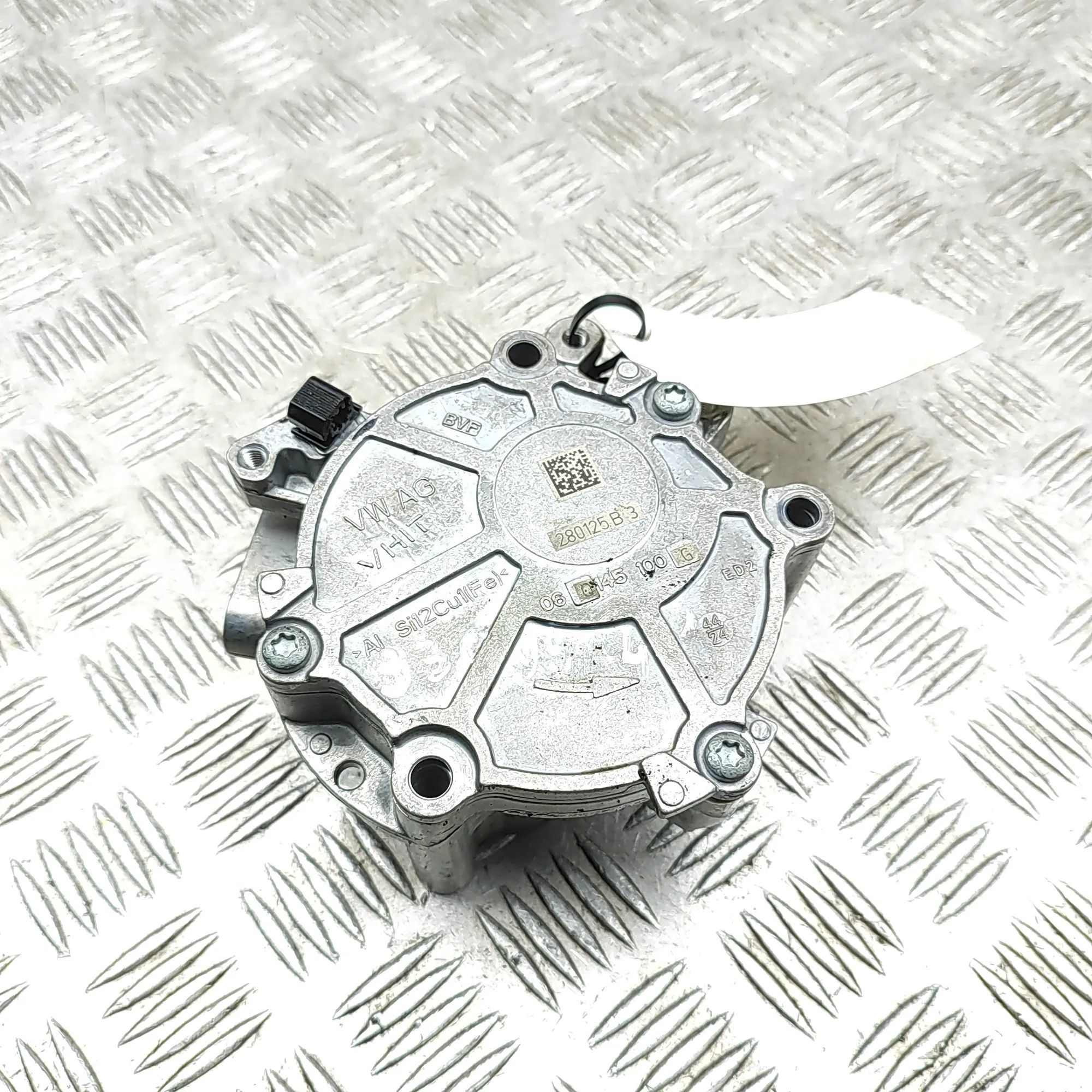 Vacuum pump Brand/Model: CUPRA LEON
Year: 2025
Engine: 2.00...