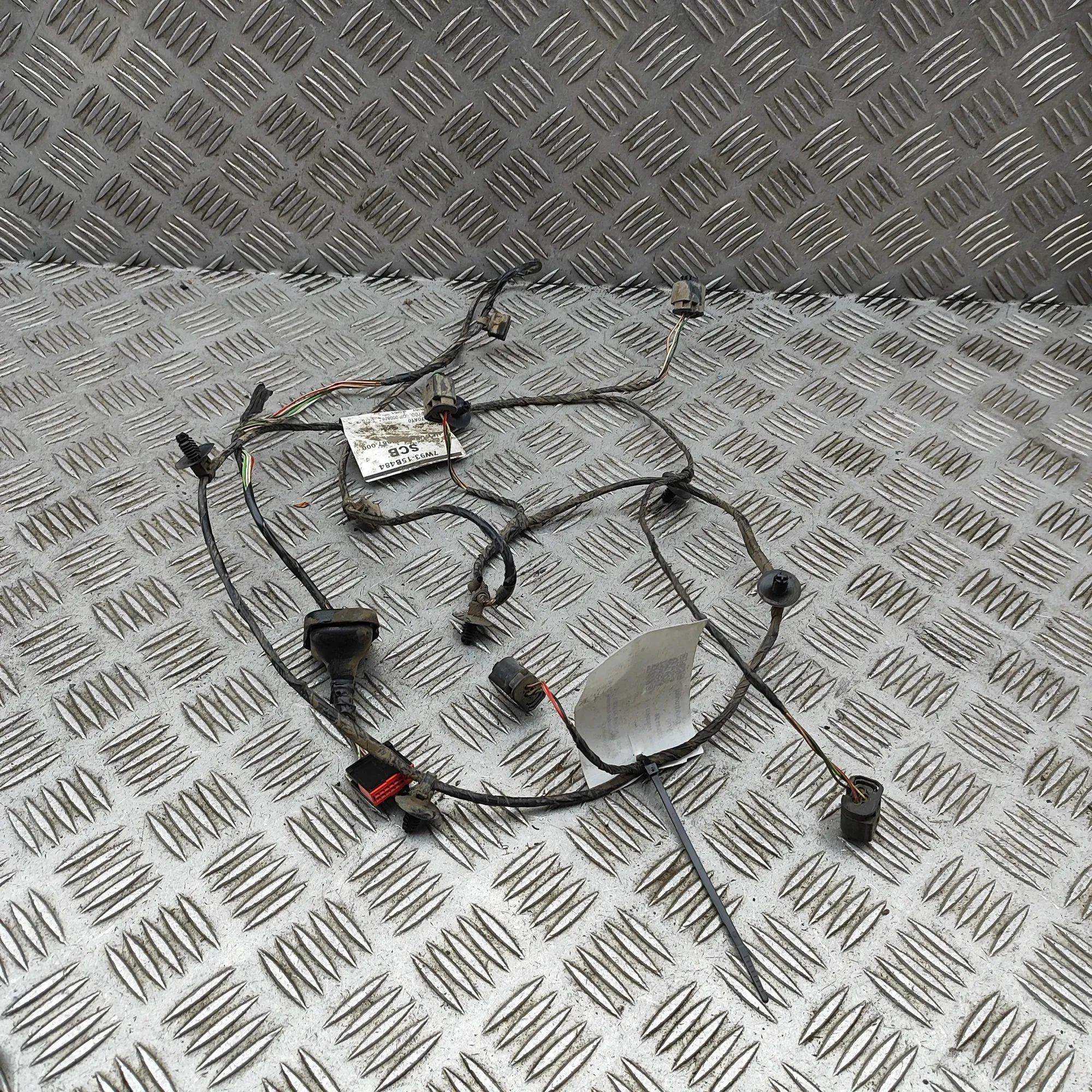 Jaguar XJ Rear Parking Sensor Wiring Loom Rear Parking Sensor Wiring Loom — JAGUAR XJ (X3...