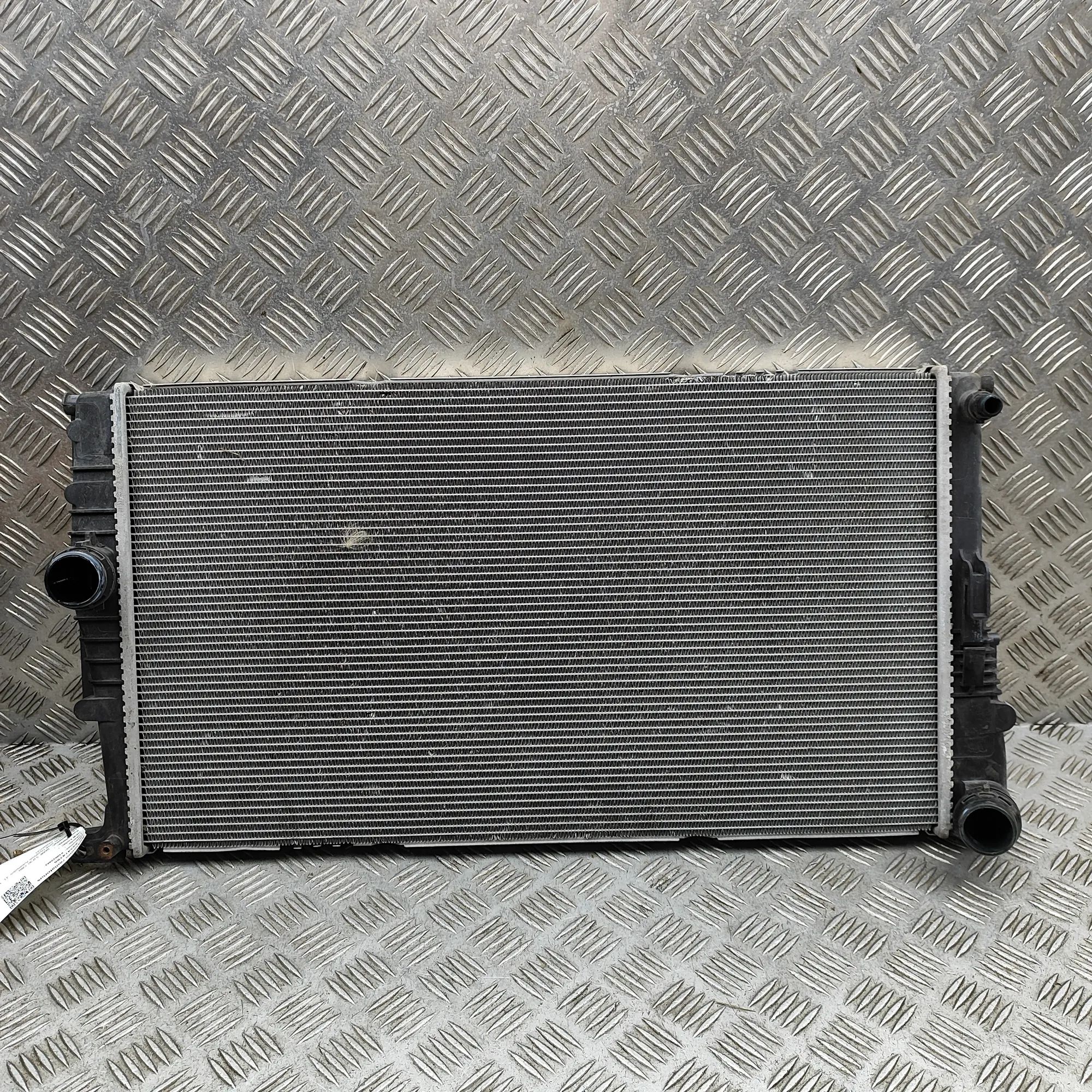 BMW 3 (F30 / F31) Cooling Radiator Cooling Radiator — BMW 3 SERIES (F30, F31, F34,...