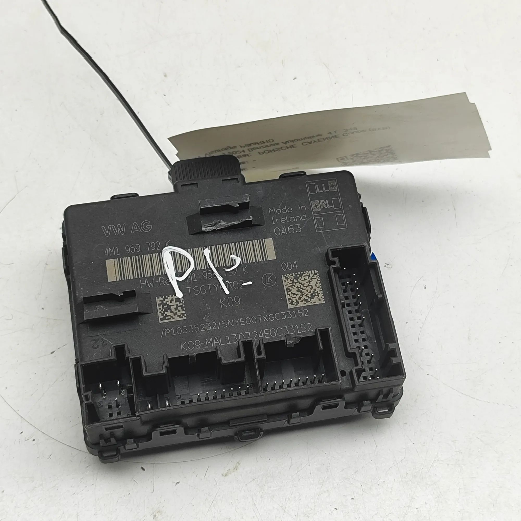 Porsche Cayenne Door control unit — front left Door control unit — front left — PORSCHE CAYENN...