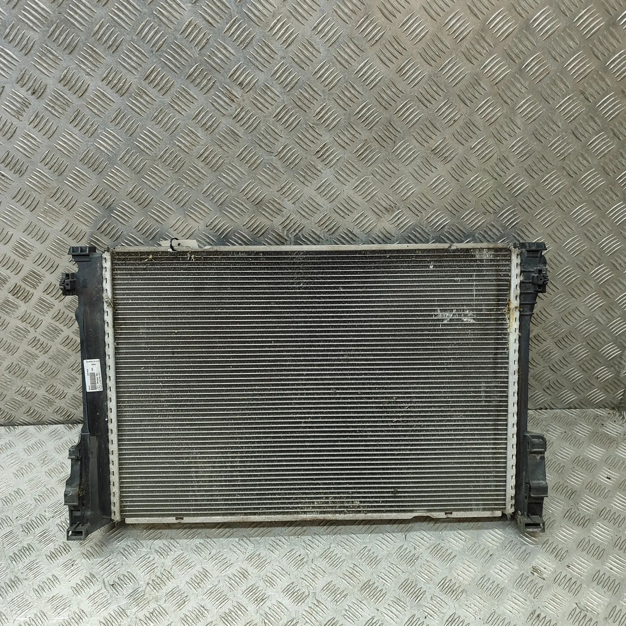Mercedes-Benz CLS (C218) Cooling Radiator Cooling Radiator — MERCEDES BENZ CLS (C218) (20...