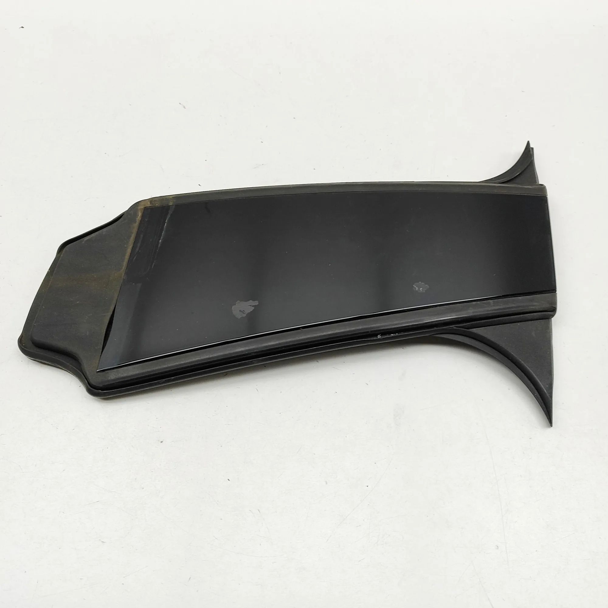 Mercedes-Benz CLS (C257) Exterior B-pillar trim — right Exterior B-pillar trim — right — MERCEDES BENZ ...