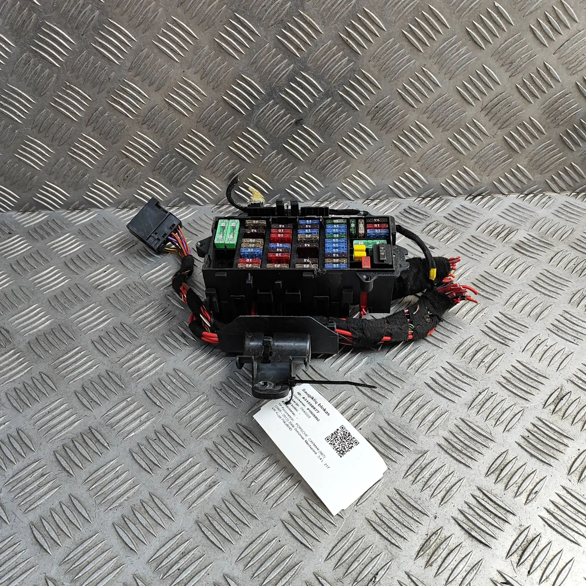 Porsche Cayman (987) Fuse Box Module Fuse Box Module — PORSCHE CAYMAN (987) (2005-20...