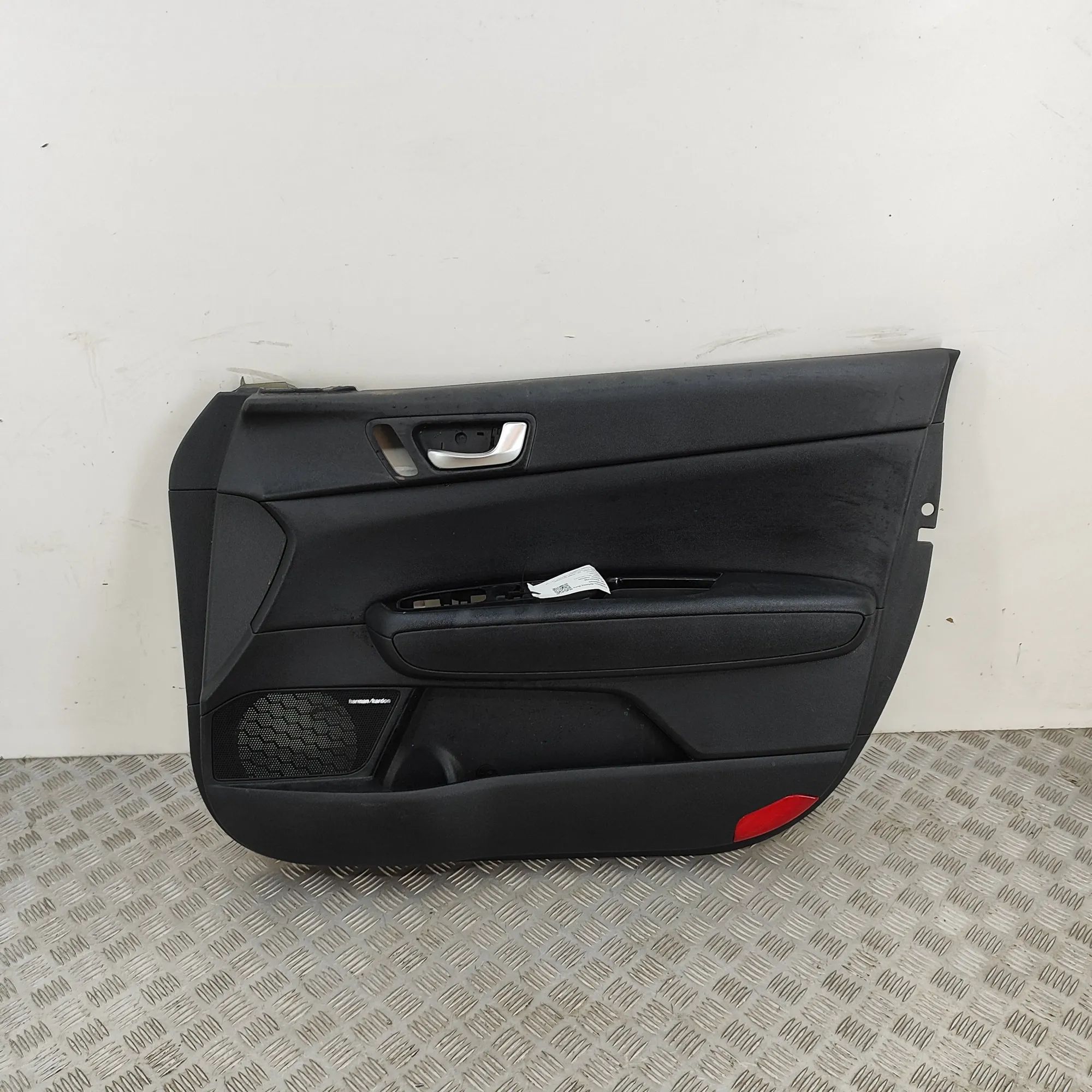 Kia Optima (JF) Front Right Door Panel Front Right Door Panel — KIA OPTIMA (Sportswago...