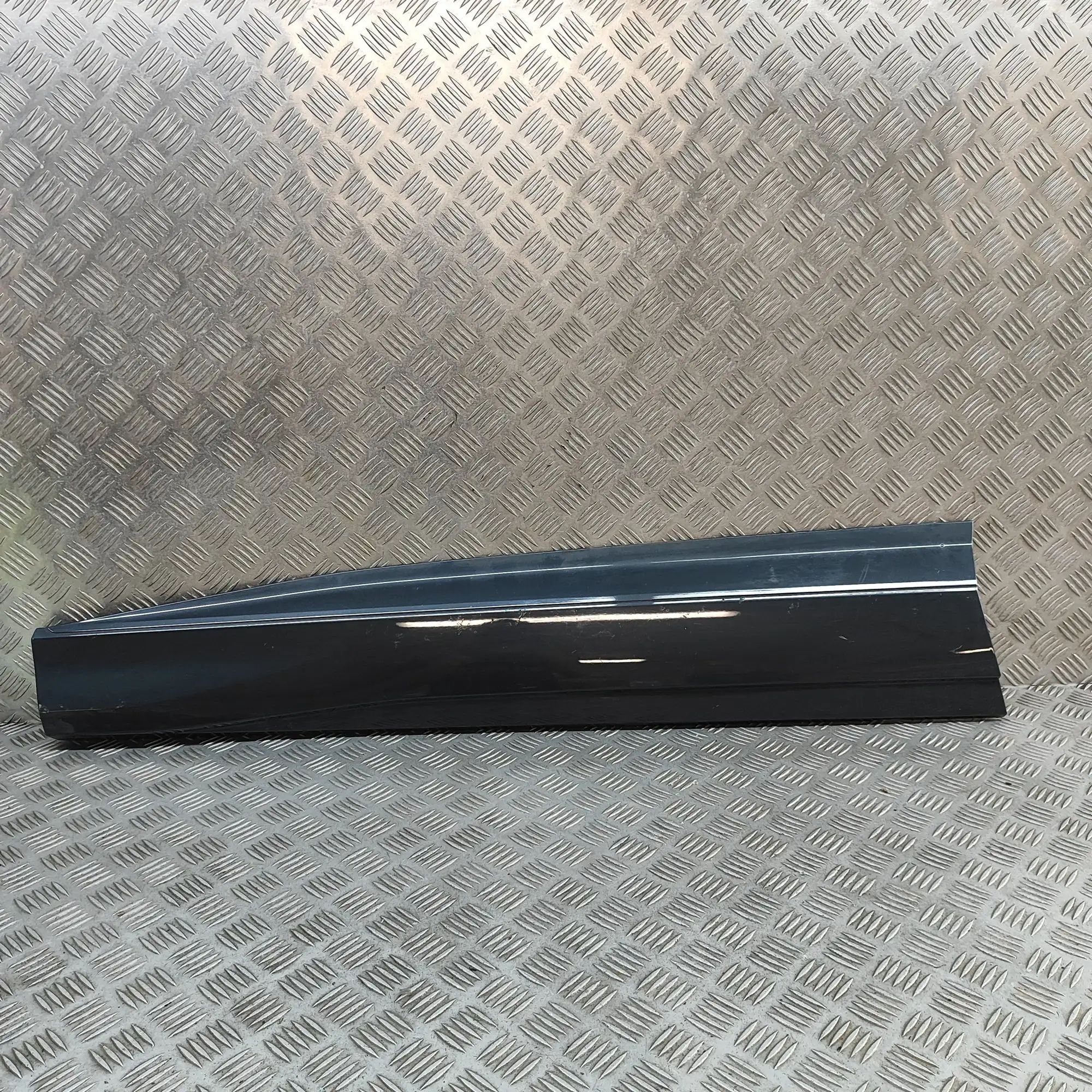 Audi Q4 e-tron Front Left Door Lower Molding Front Left Door Lower Molding — AUDI Q4 (Sportb...