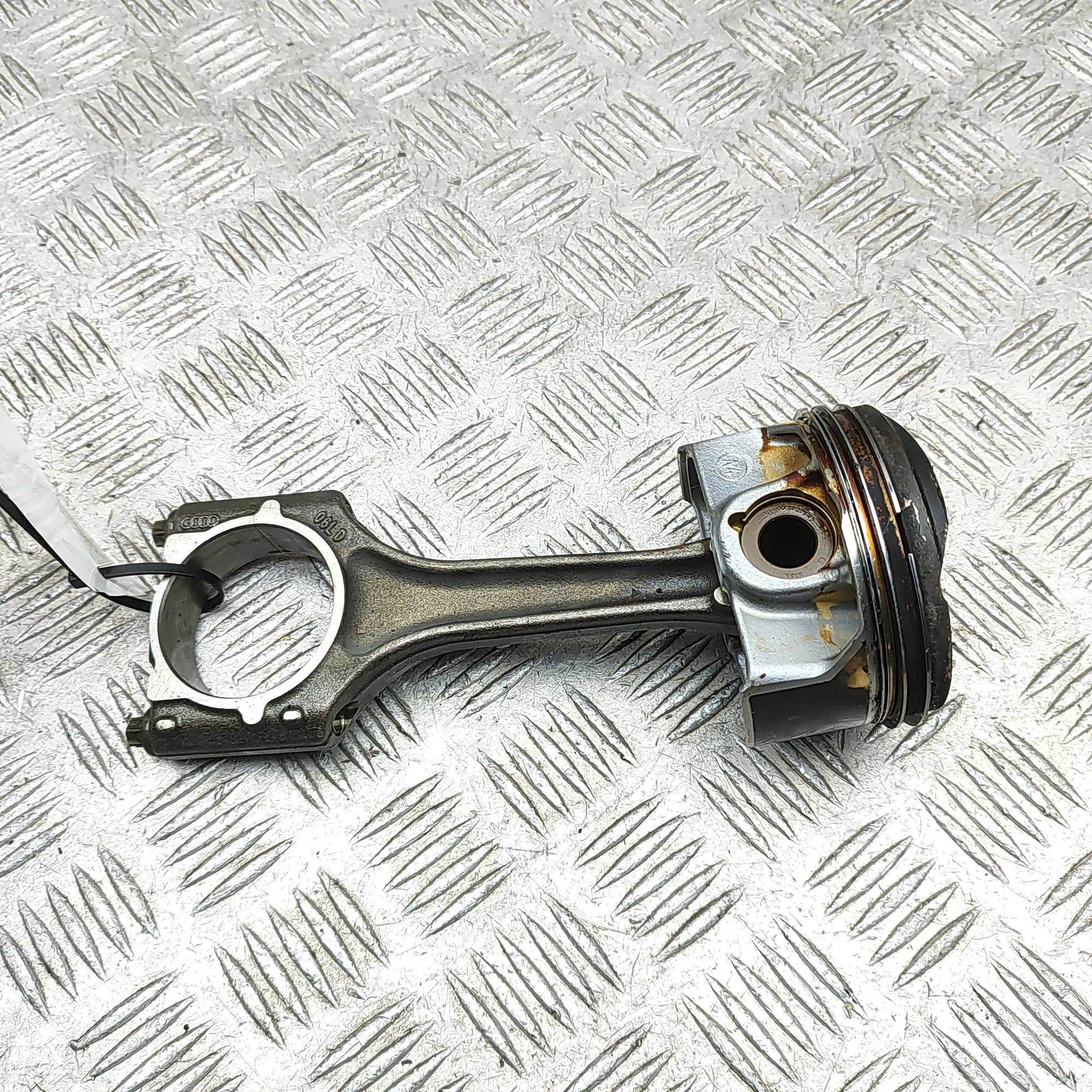 Audi TT (8S) Piston Piston — AUDI TT (FV3) (2014-...) — 06K107065G,...