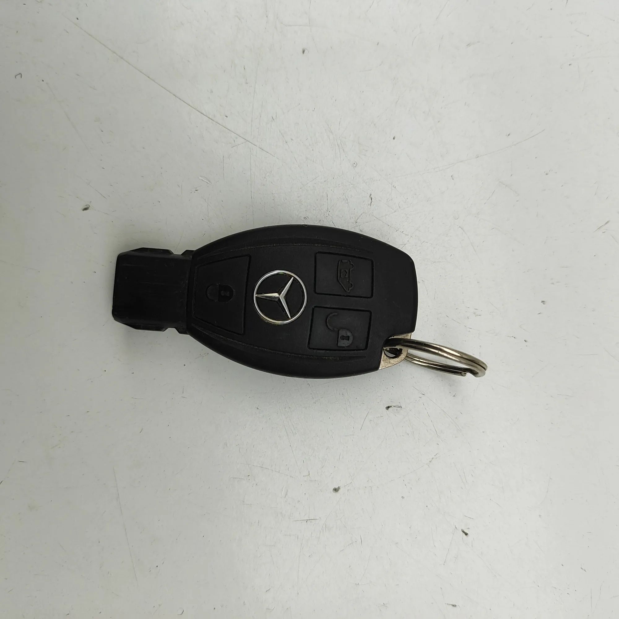 Mercedes-Benz Viano / Vito (W639) Ignition key Ignition key — MERCEDES BENZ VITO (Minibus / pa...