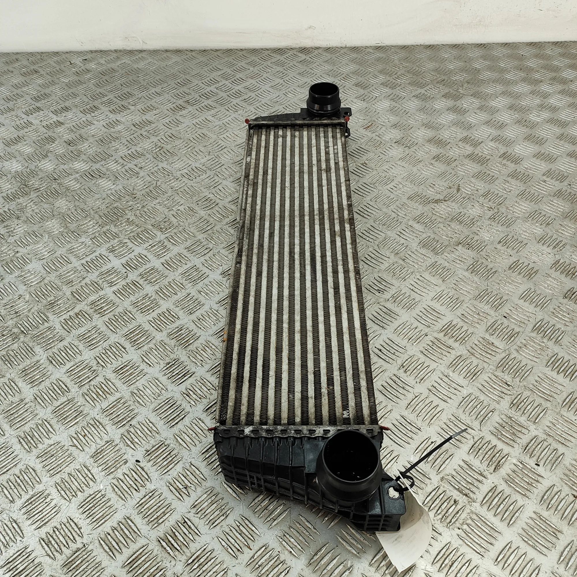 Mercedes-Benz Viano / Vito (W639) Intercooler radiator Intercooler radiator — MERCEDES BENZ VITO (Mini...