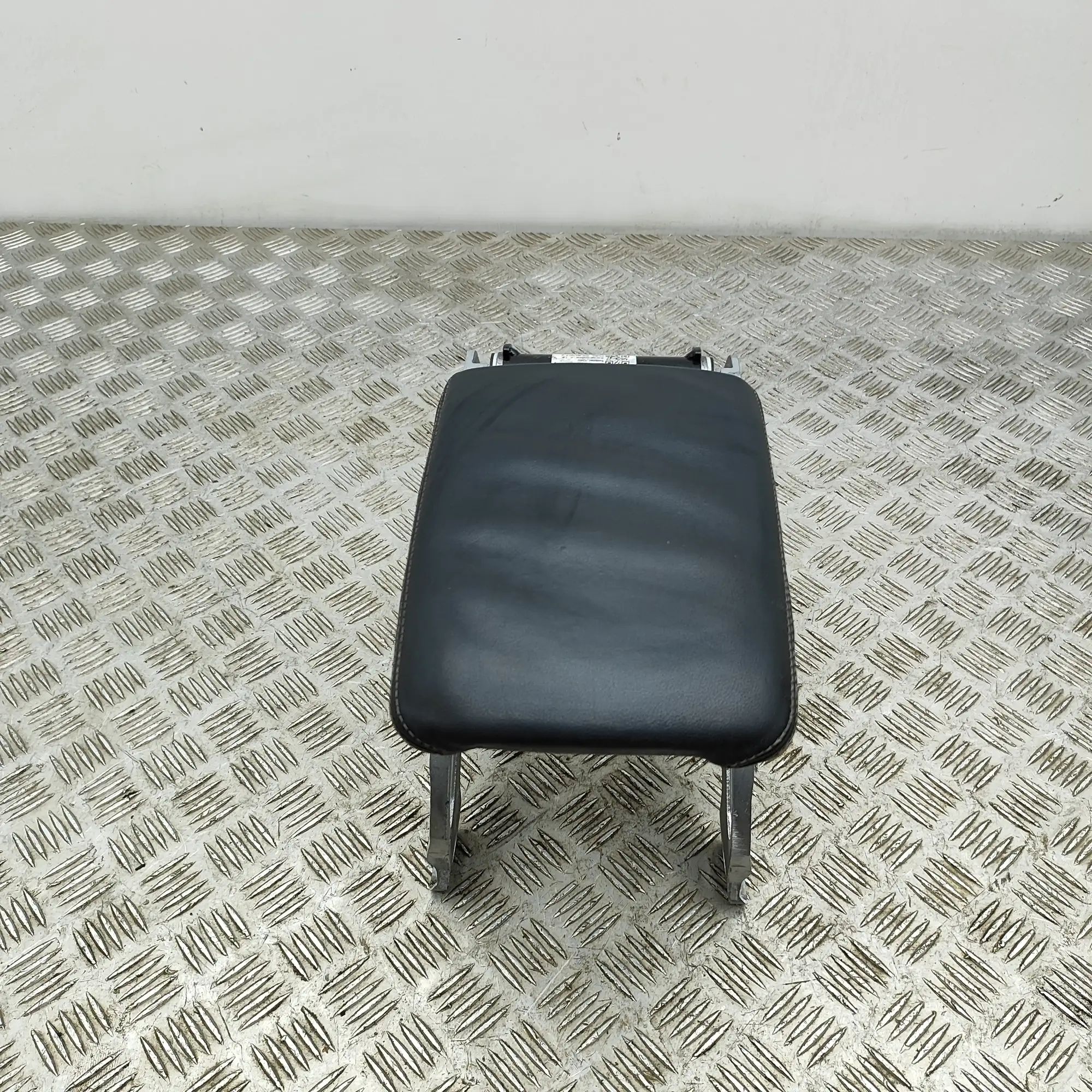Audi A5 (B9) Armrest Armrest — AUDI A5 (F53) (2016-...) — 8W0864283A...