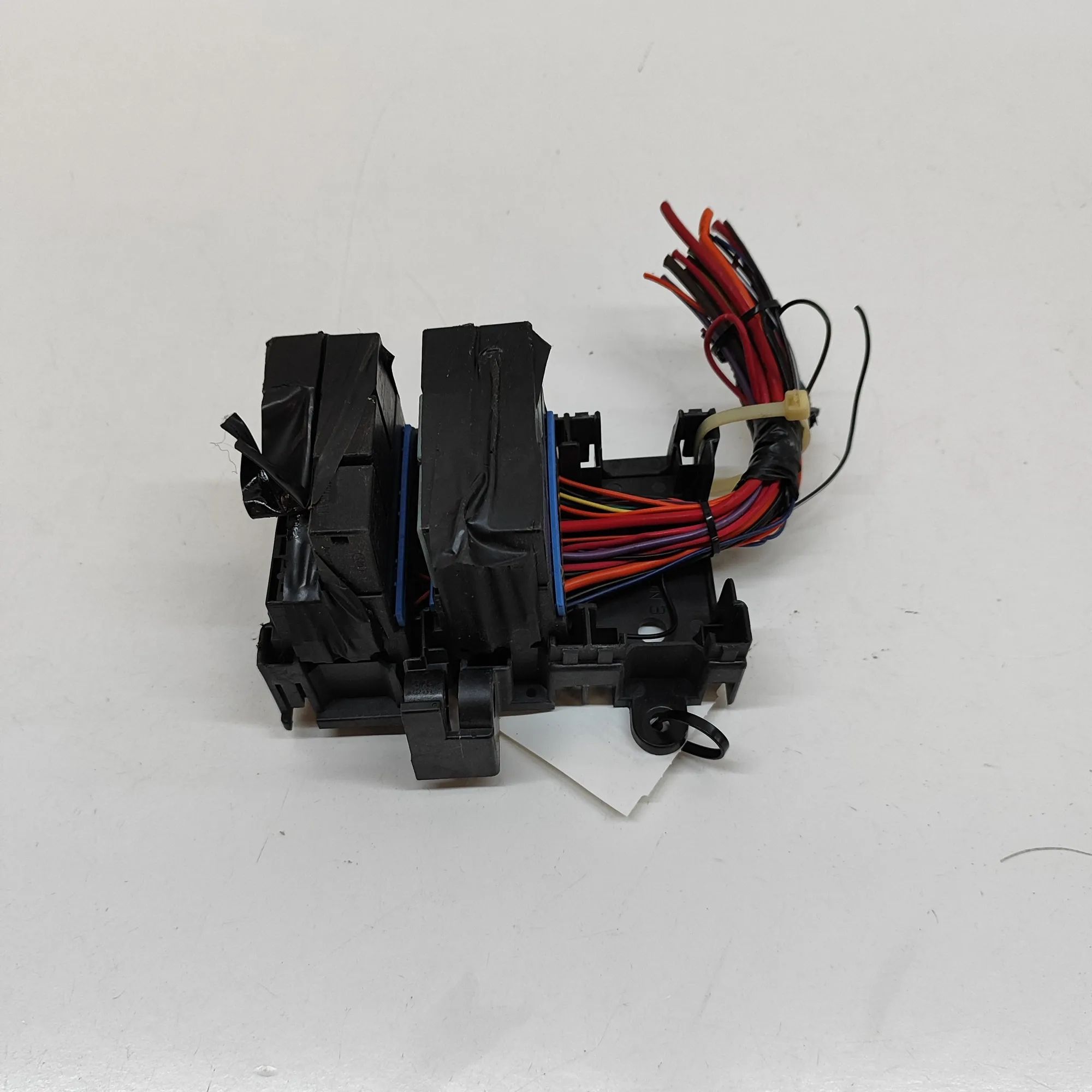 Cadillac Eldorado Fuse Box Module Fuse Box Module — CADILLAC ELDORADO (Coupe) (19...