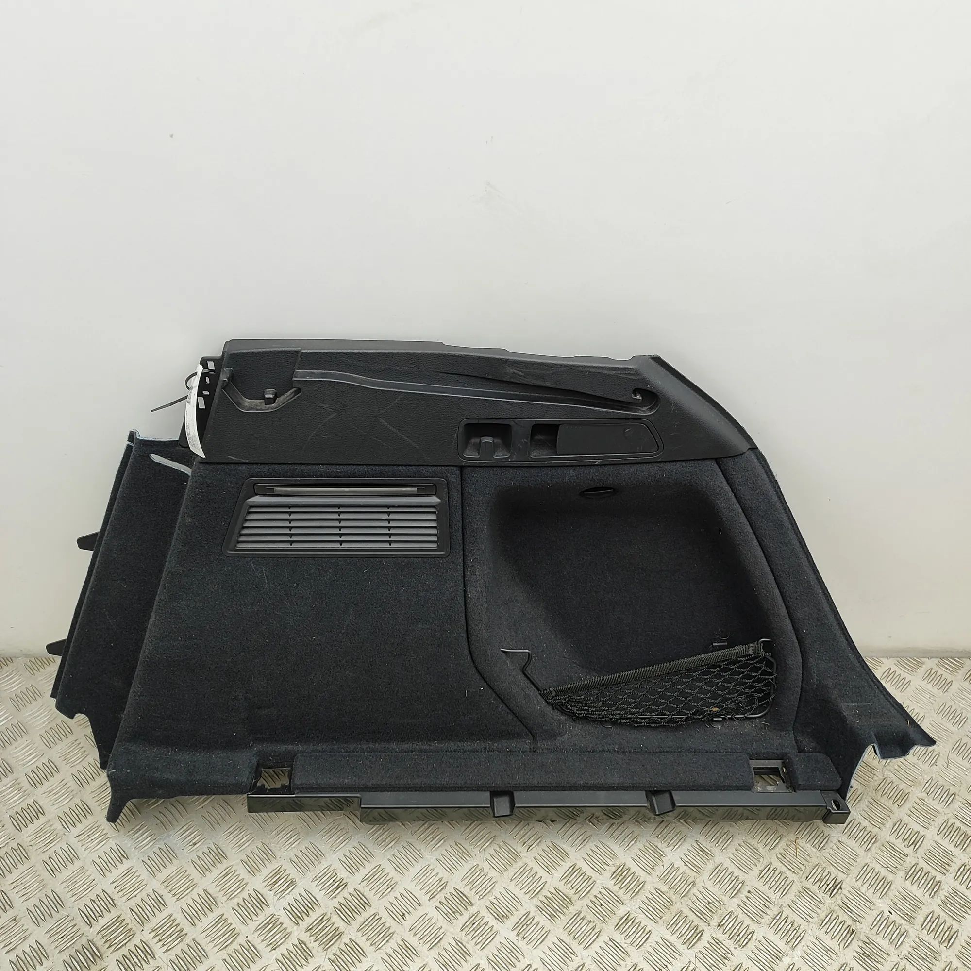 Audi Q5 (FY) Right Side Trunk Trim Right Side Trunk Trim — AUDI Q5 (FY) (2016-...)...