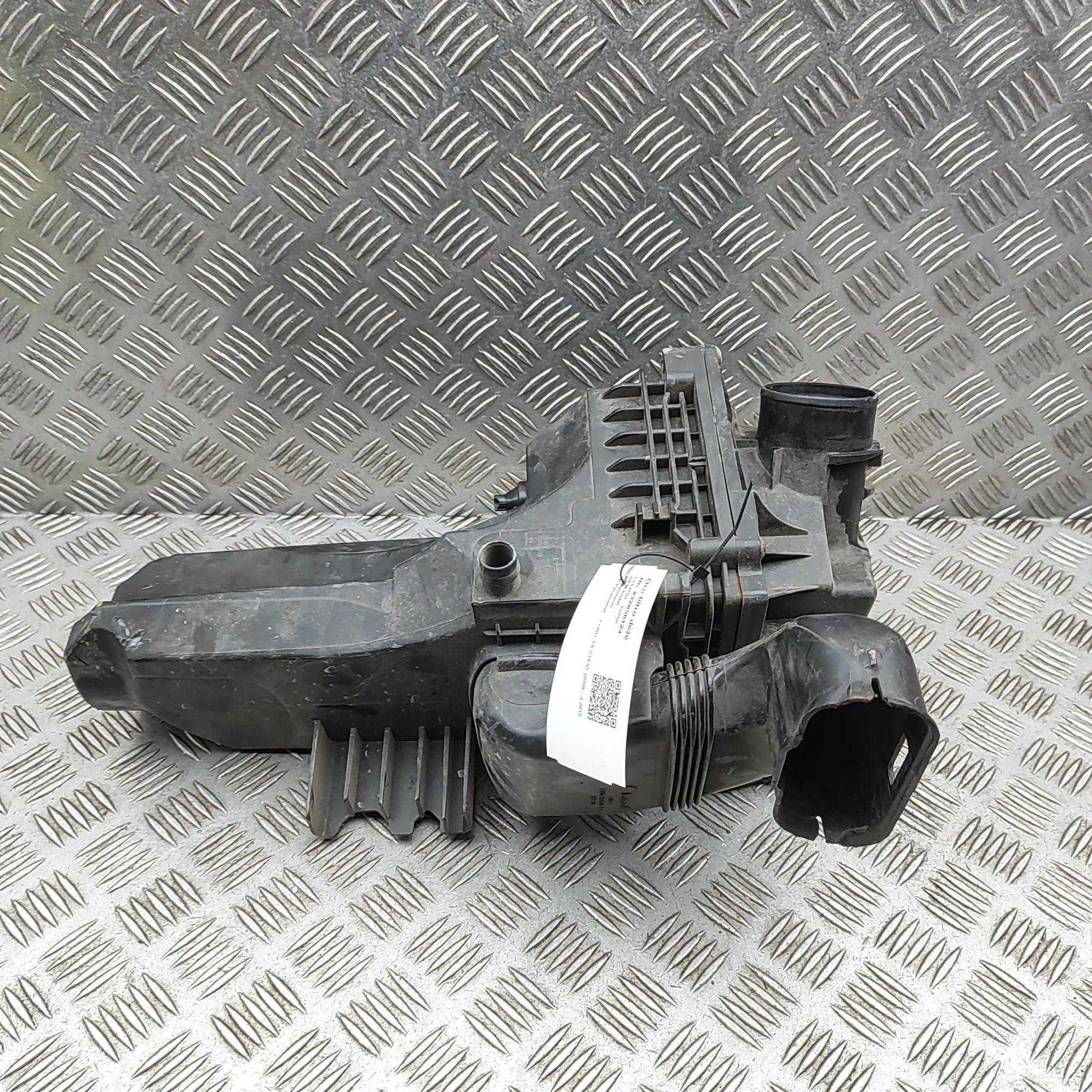 Ford Fiesta Õhufiltri korpus (2.5) Air Filter Box — FORD FIESTA (VI) (2008-...) — ...