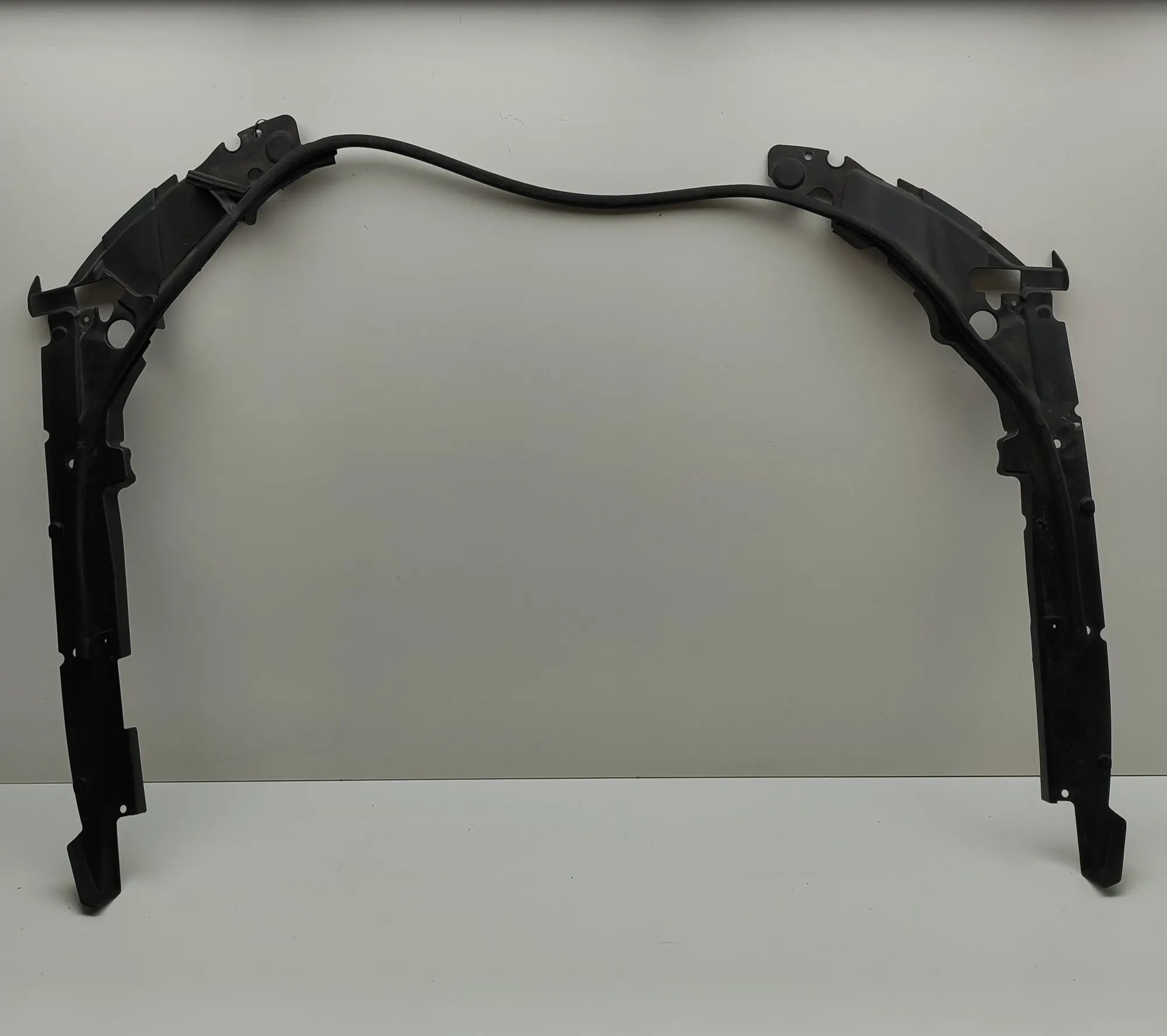 Jeep Grand Cherokee (WK) Other Engine Compartment Parts Other Engine Compartment Parts — JEEP GRAND CHE...