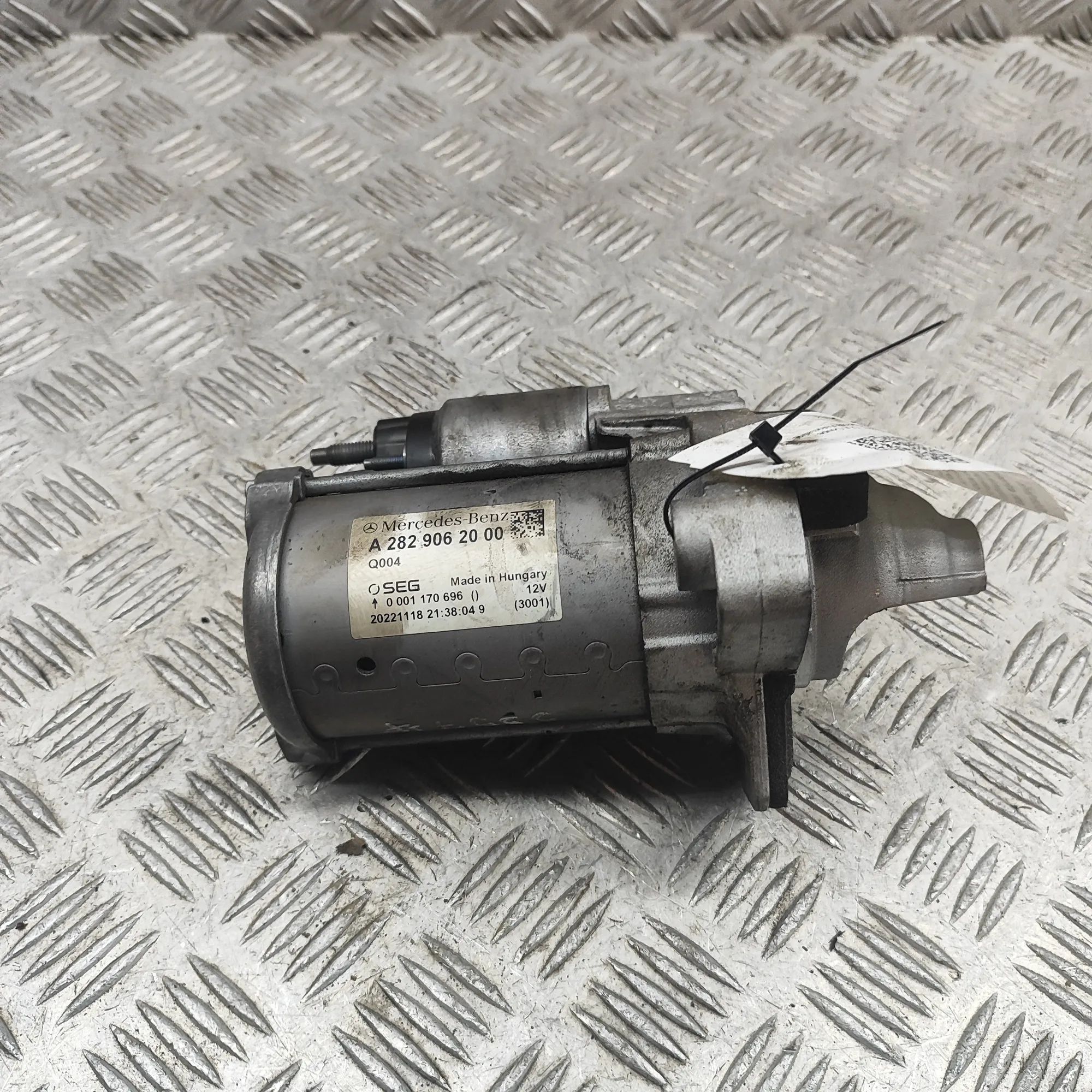 Mercedes-Benz CLA (C118) Starter Motor Starter motor — MERCEDES BENZ CLA (Coupe C118) ...