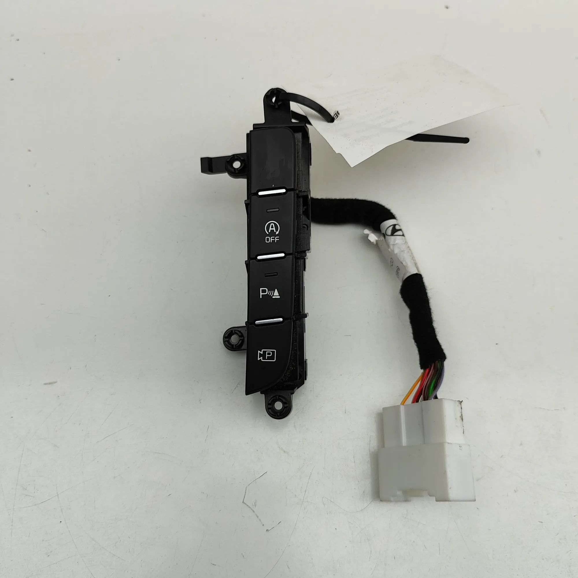 Kia Ceed (CD) Button Switch Panel Button Switch Panel — KIA CEE\'D (Hatchback CD)...