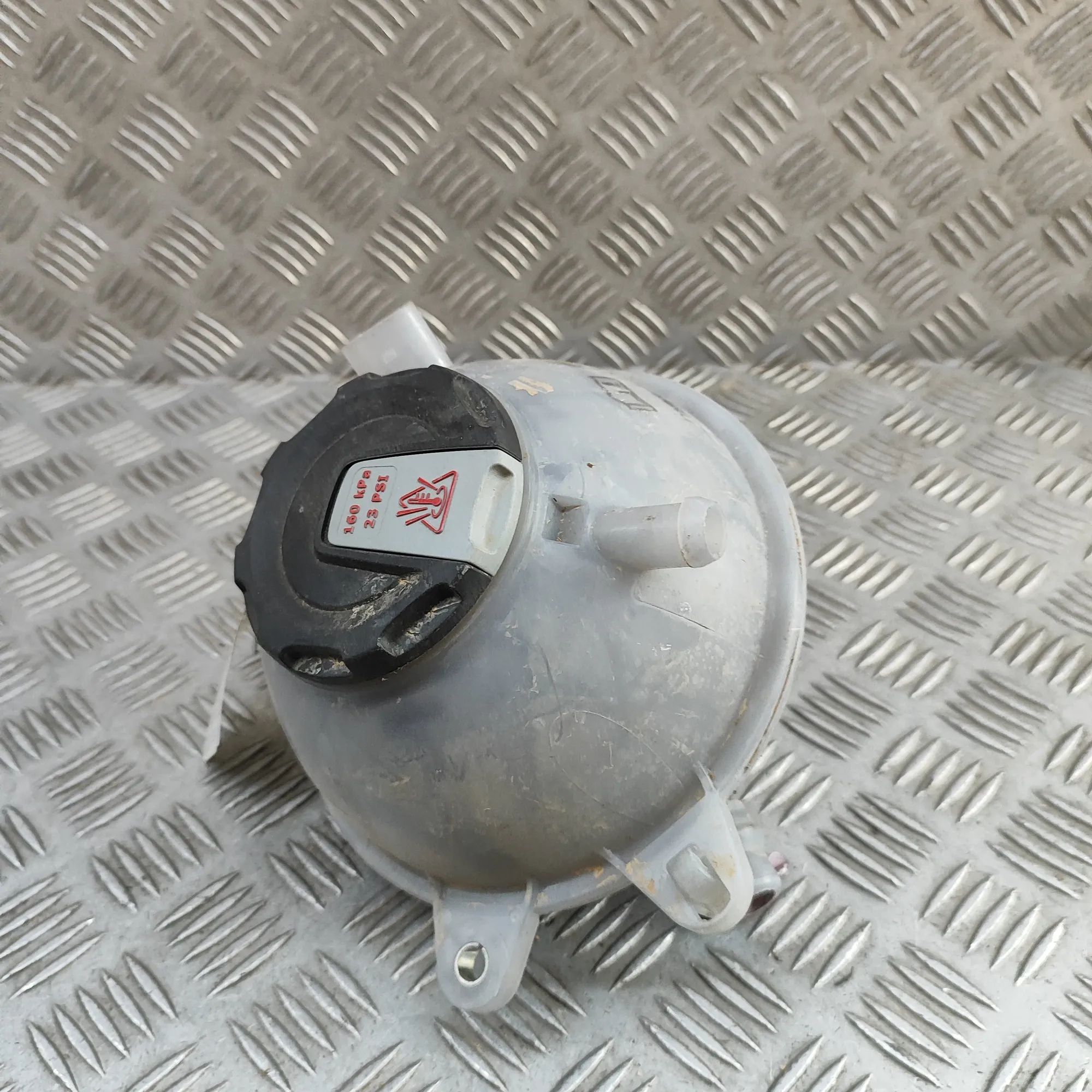 Audi Q5 (FY) Coolant Expansion Tank Coolant Expansion Tank — AUDI Q5 (FY) (2016-......