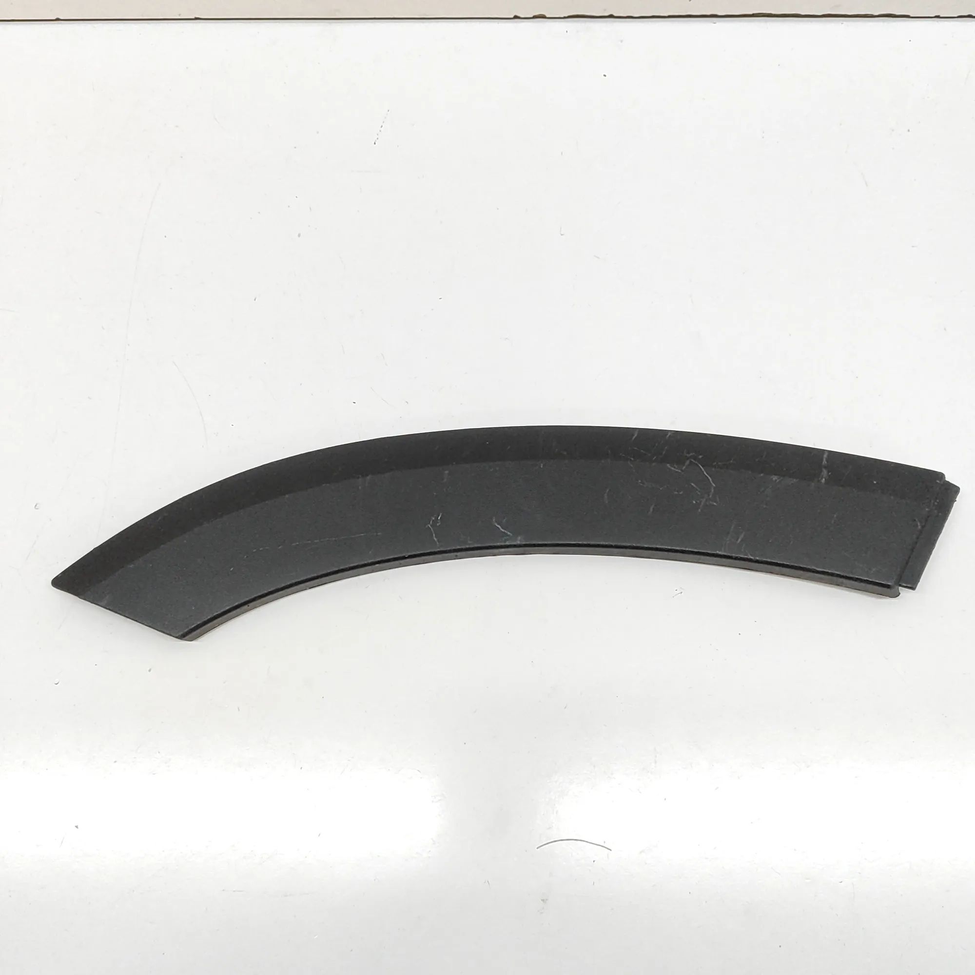 Mercedes-Benz GLB / EQB (X247) Door moulding — rear right Door moulding — rear right — MERCEDES BENZ GLB ...