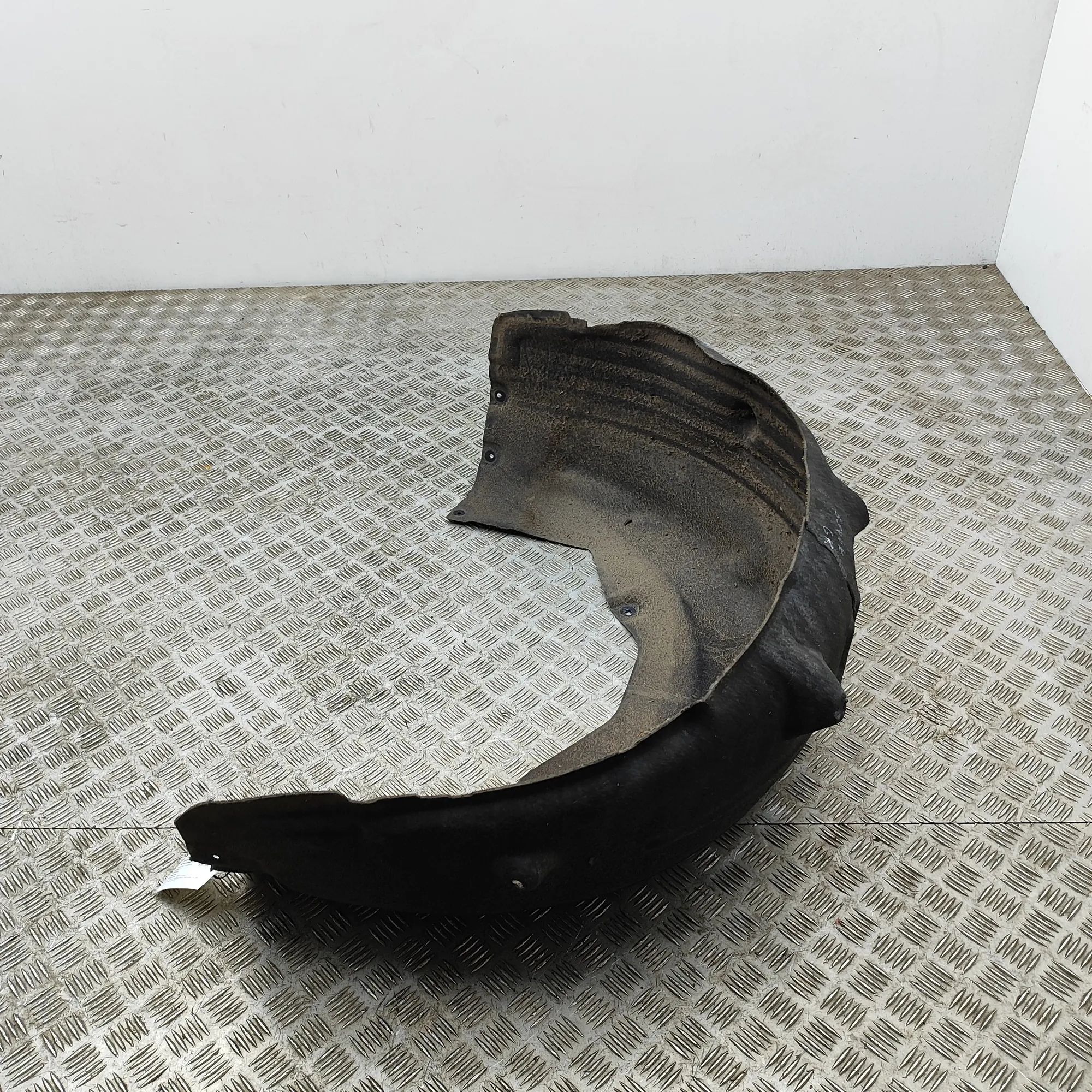 BMW X5 (G05) Rear Left Arch Liner Rear Left Arch Liner — BMW X5 (G05) (2018-...) ...