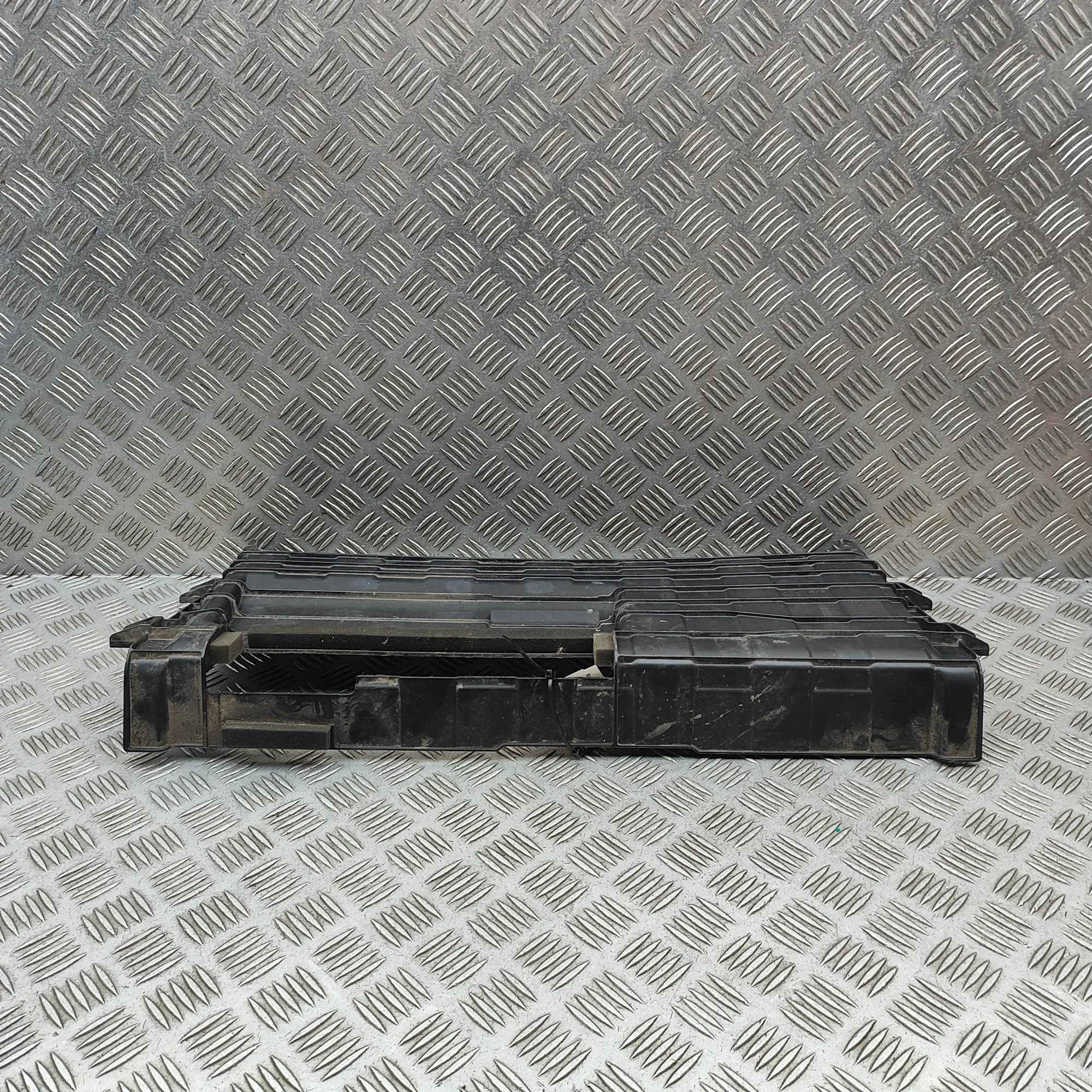 Kia Niro Radiator Air Guide Duct Radiator Air Guide Duct — KIA NIRO (II) (2022-....
