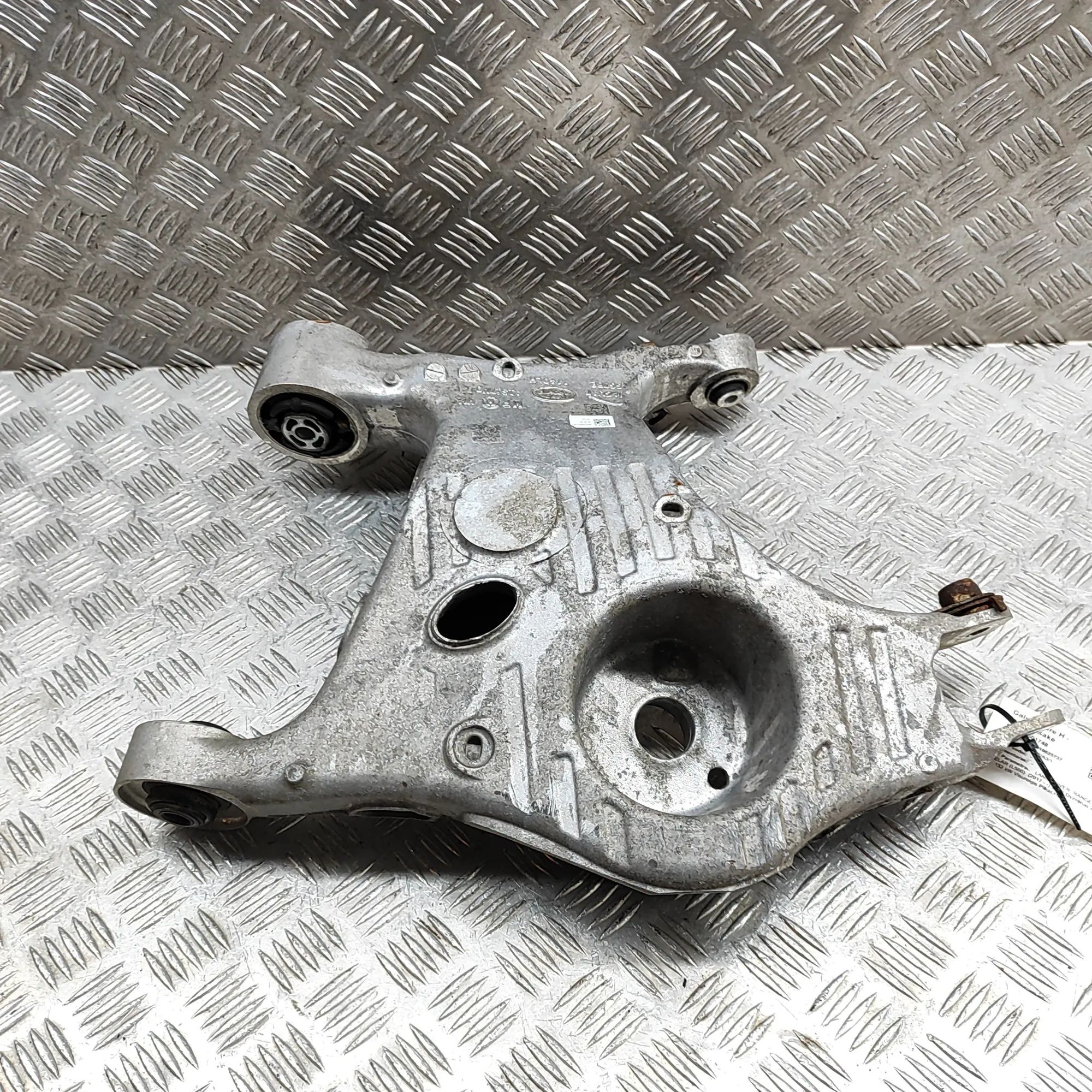 Land Rover Range Rover Velar Rear Left Lower Control Arm
