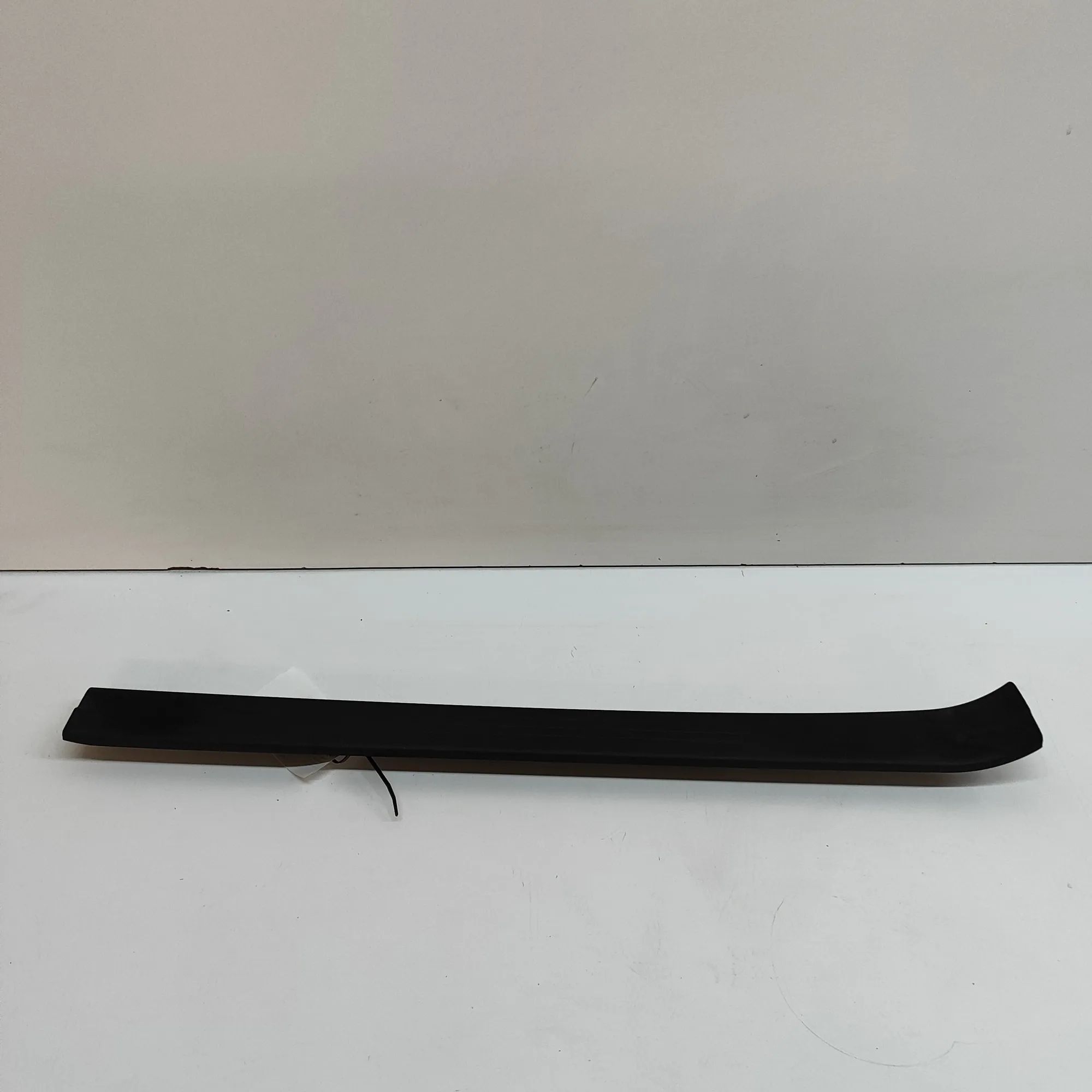 Mercedes-Benz A (W176) Sill trim — front right Sill trim — front right — MERCEDES BENZ AMG (GT...