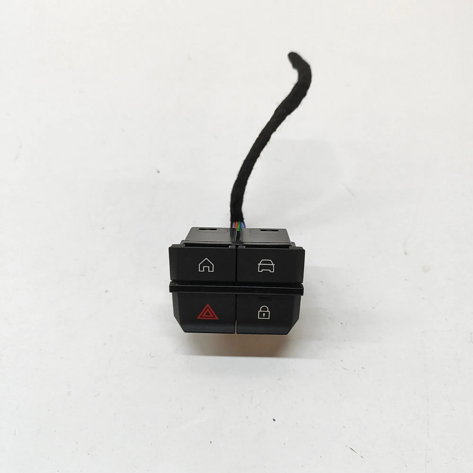 Jeep Avenger Button Switch Panel Button Switch Panel — JEEP AVENGER (J2) (2022-....