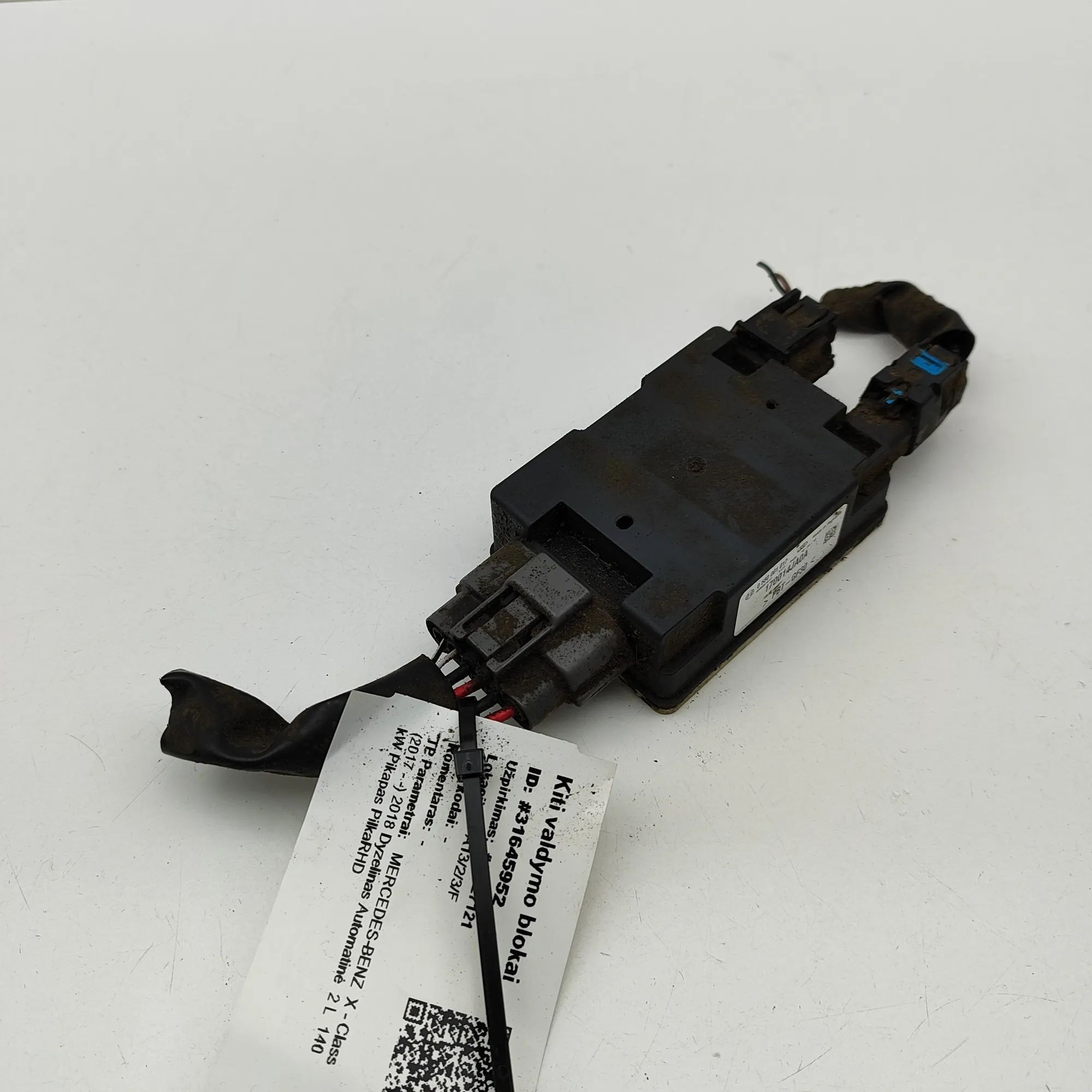 Mercedes-Benz X (470) Fuel Pump Control Unit Fuel Pump Control Unit — MERCEDES BENZ X (Class...
