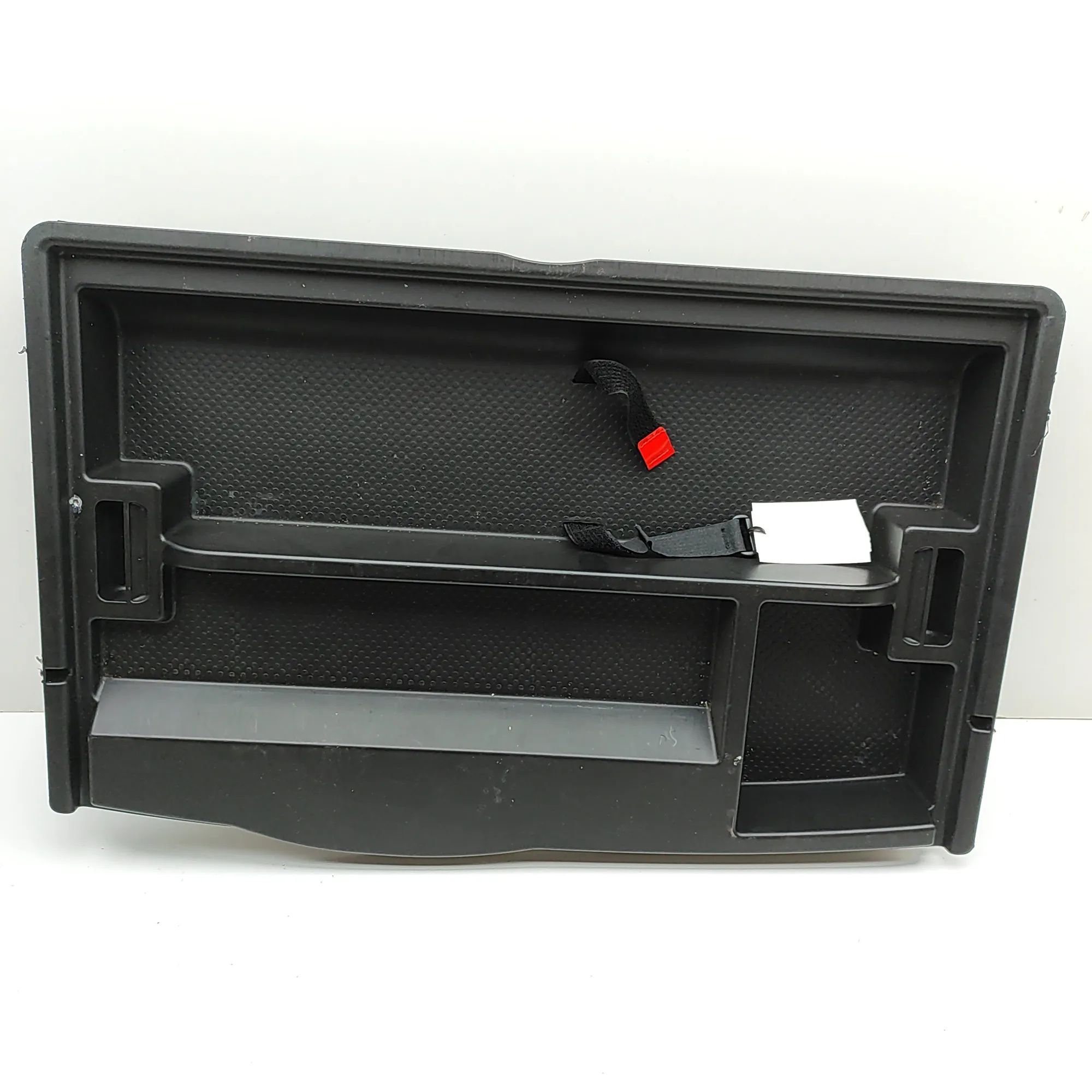 Maserati Levante Trunk Boot Trim Trunk Boot Trim — MASERATI LEVANTE (SUV M161) (...